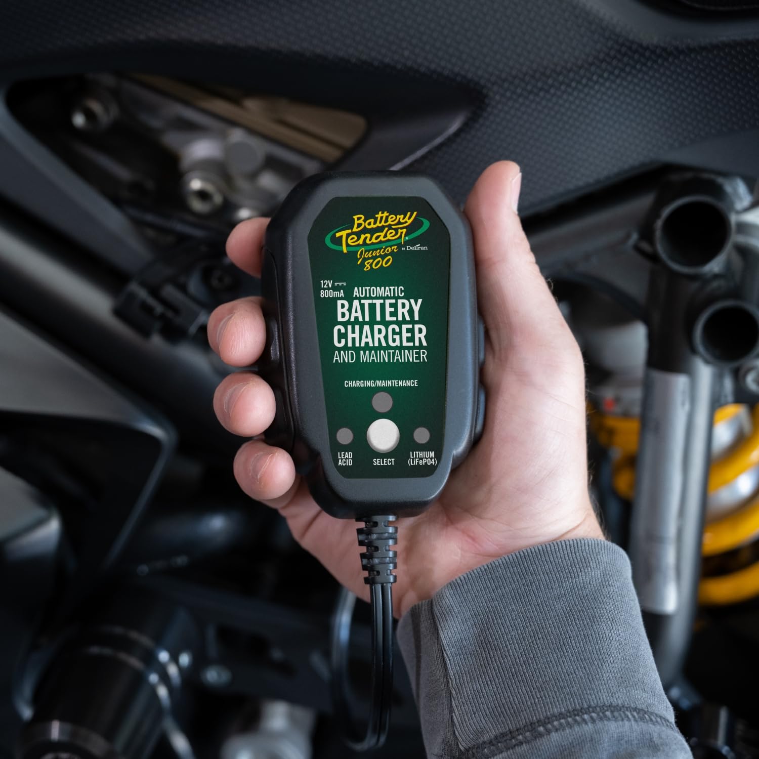 Battery Tender Junior 12V, 800Ma Battery Charger And Maintainer For Lead Acid And Lithium Batteries - Switchable Battery Charger