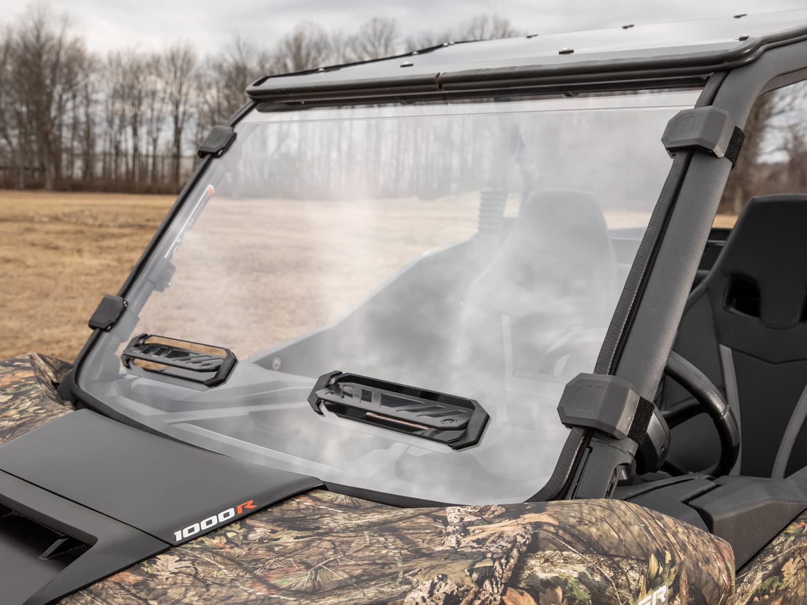 Superatv Vented Full Front Windshield For 2021+ / 2022+ Can-Am Commander | 1/4' Polycarbonate | Xr Optic Hard Coating | Scratch-Resistant | 3 Vent Positions | Includes Pre-Installed Bulb Seal