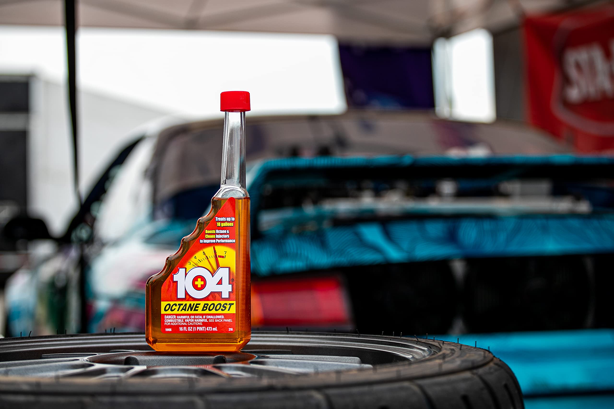 104+ Performance (10406) Octane Boost - Boosts Octane And Cleans Injectors To Improve Engine Performance - Improve Gas Mileage - 1 Bottle Treats Up To 18 Gallons, 16 Fl. Oz.