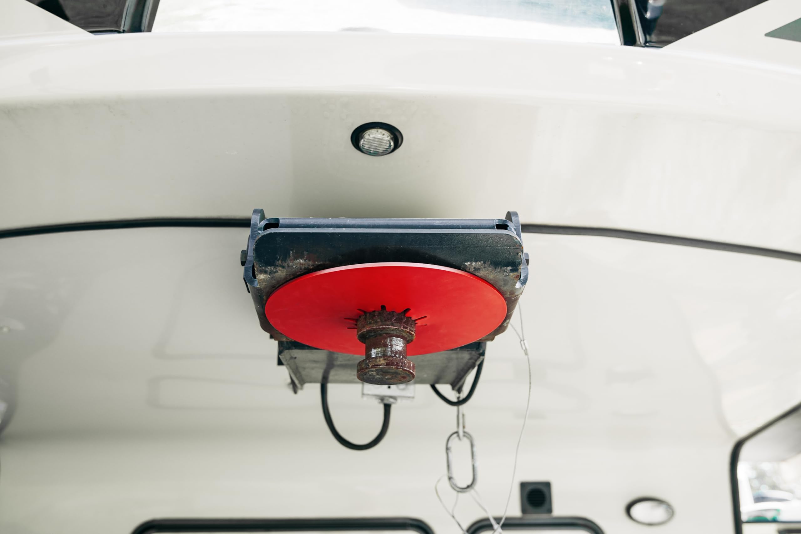 Camco Eaz-Lift 12    Premium Fifth Wheel Lube Plate - Crafted Of High-Density Ptfe Plastic To Protect Against Wear And Tear - Cu