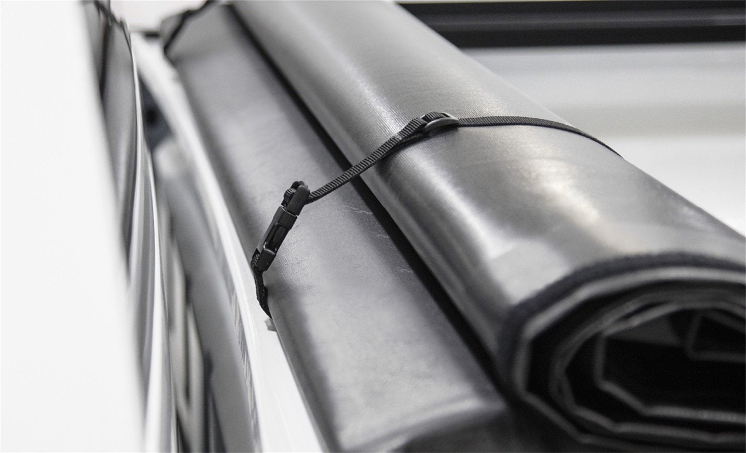 Access 32289 Literider 2014 Chevy/Gmc Full Size 2500 3500 6Ft 6In Bed Roll-Up Cover