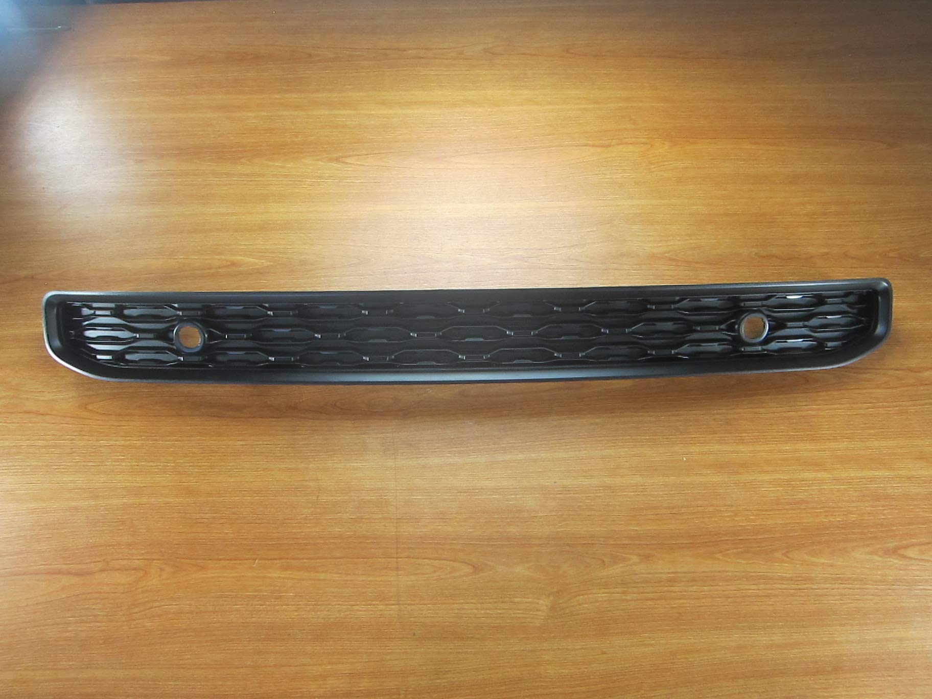 Ram 1500 Dt (New Body Style) Front Bumper Lower Grille New Mopar Oem