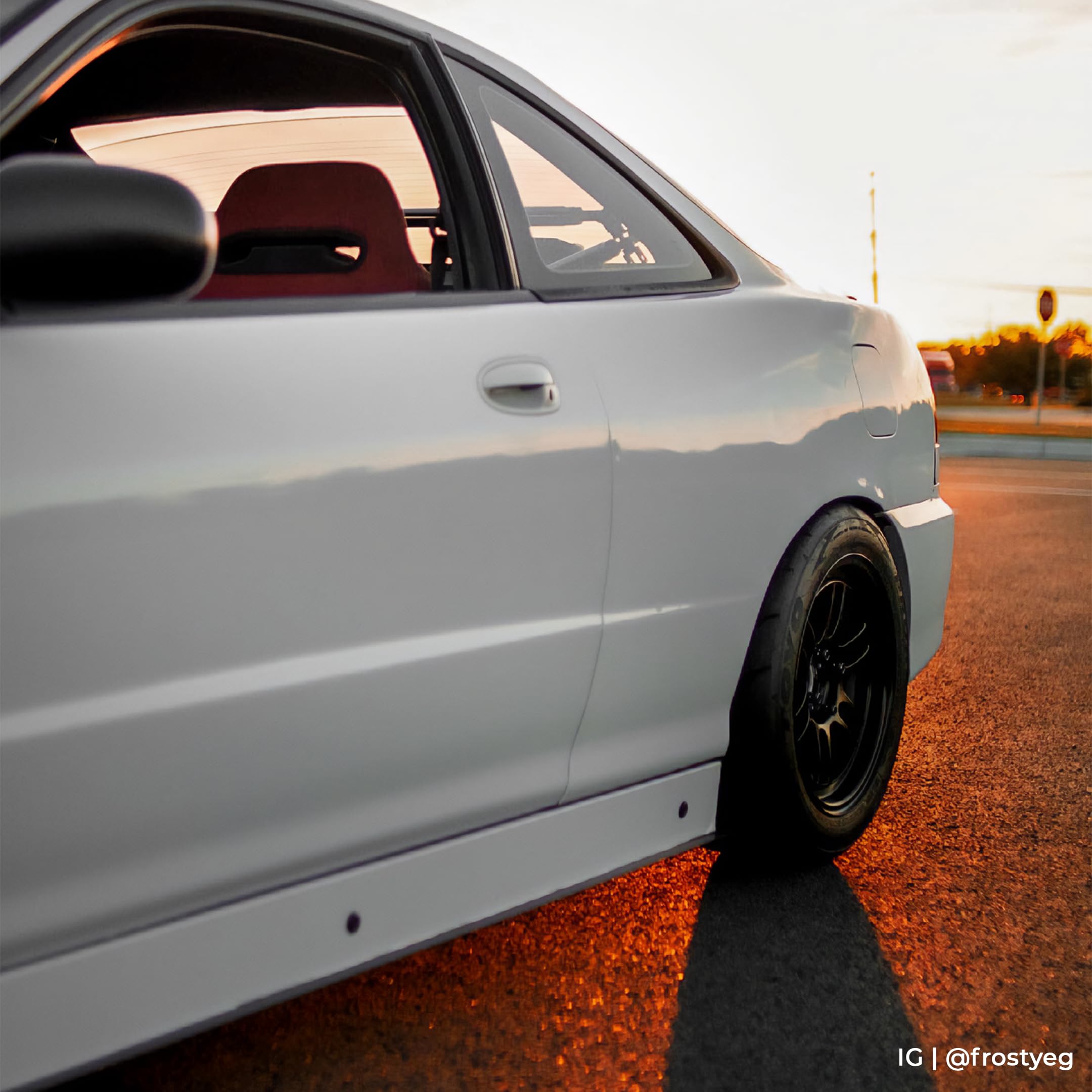 White High Gloss Realistic Paint-Like Microfinish Vinyl Wrap Roll With Vvivid Xpo Air Release Technology (50Ft X 5Ft (Full Car W