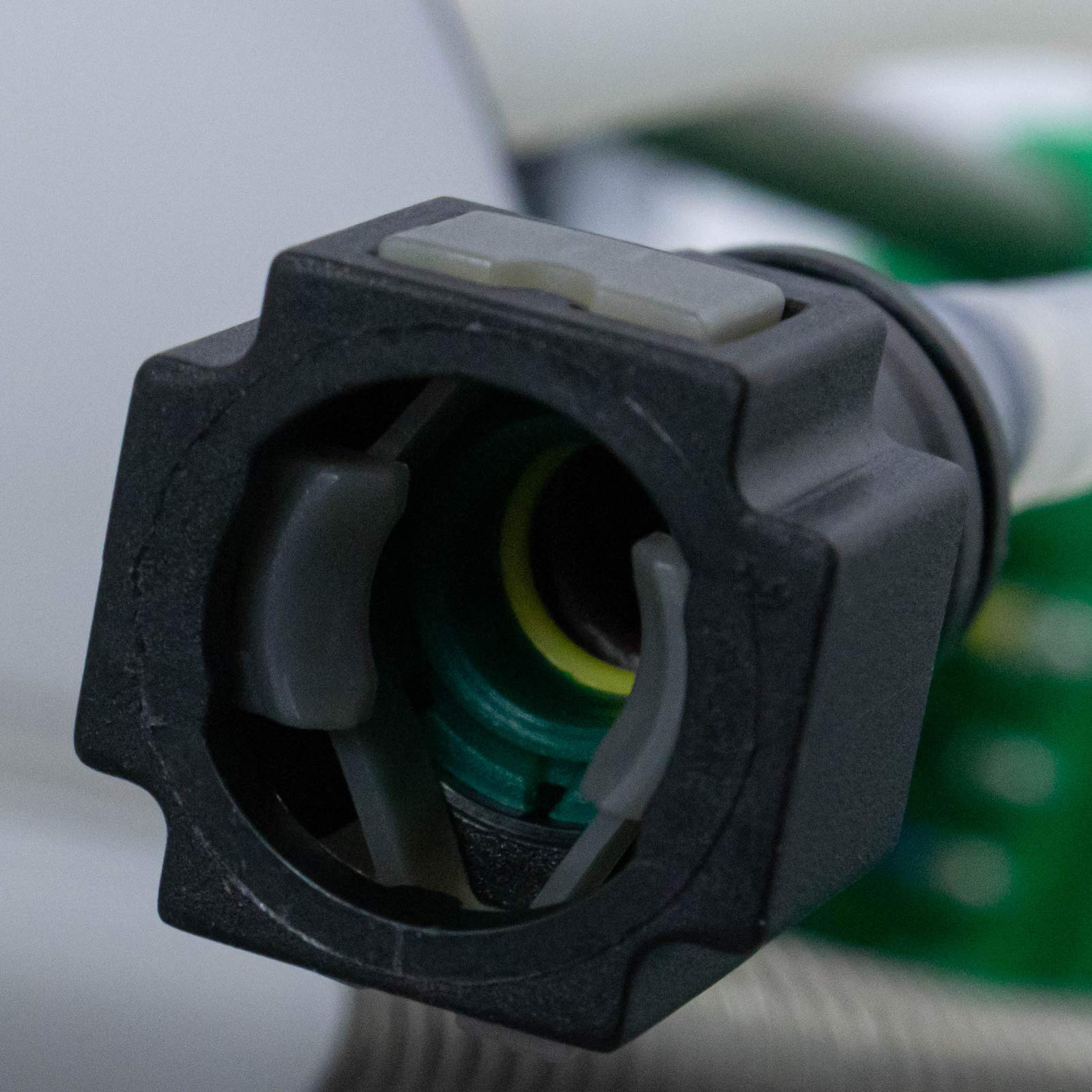 Trq Fuel Pump Module Assembly Compatible With 2005-2008 Audi A4