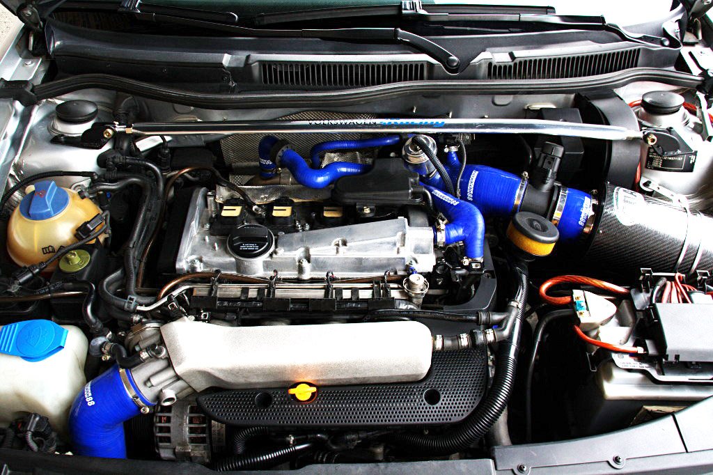 Autobahn88 Automotive Silicone Hose Bend, Reducer Coupler, ID=2.75'' to 2'' (70 to 51mm), Length 3.3'' (85mm), Wall Thickness= 0