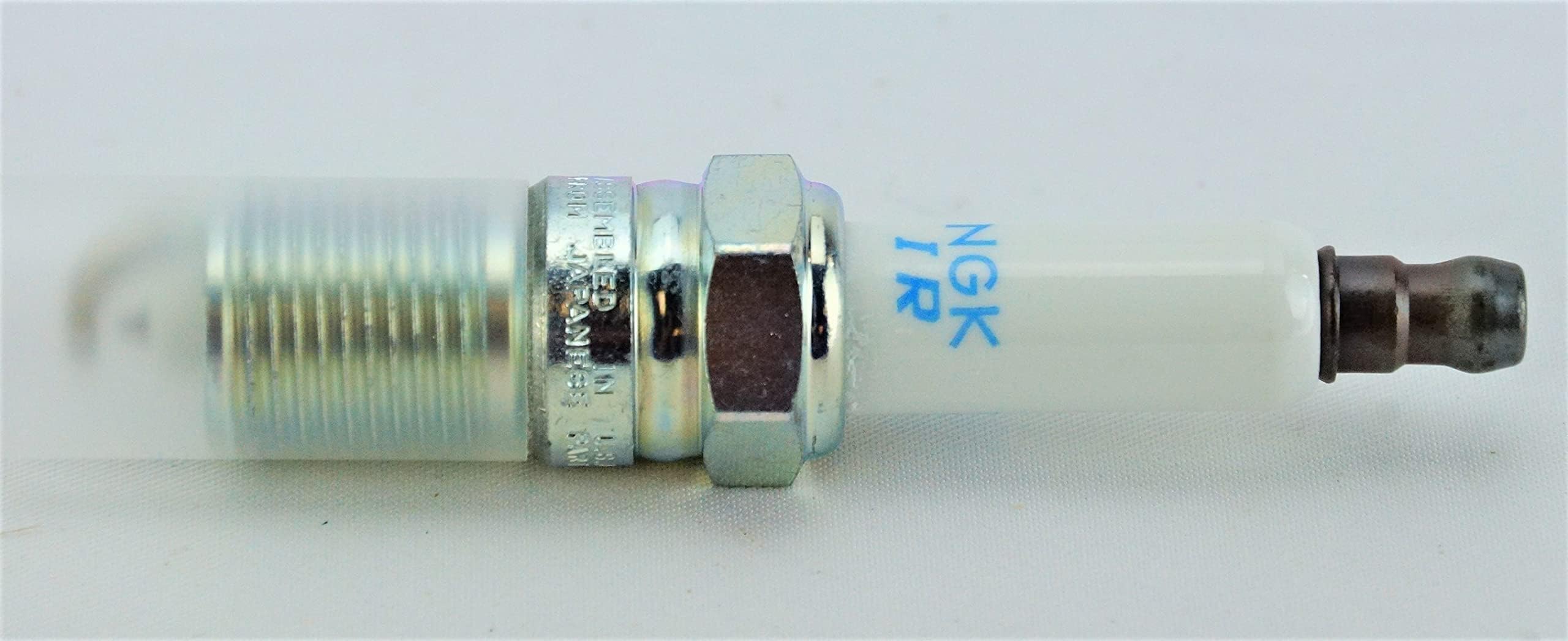Ngk # 1465 Laser Iridium Spark Plug Iztr5B11 --- 8 Pcsnew