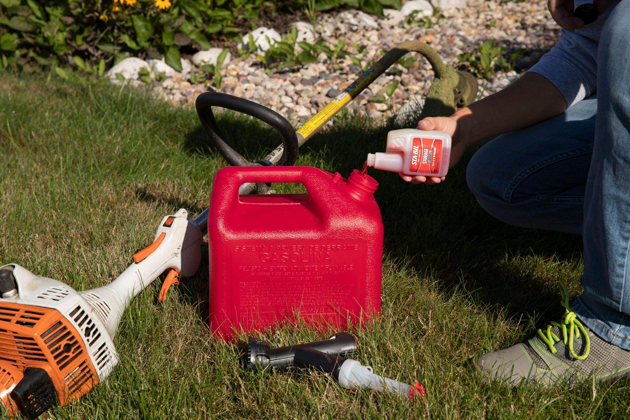 Sta-Bil Storage Fuel Stabilizer - Keeps Fuel Fresh For Up To Two Years, Effective In All Ethanol Blended Fuels, Treats Up To 80