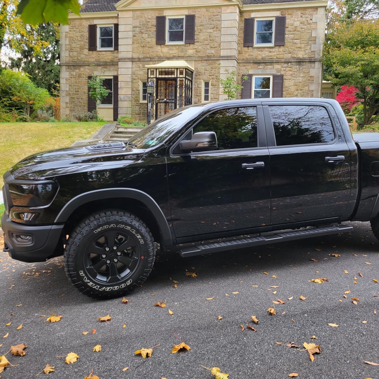 Comnova Autopart Running Boards Compatible With 2019-2025 Dodge Ram 1500 Crew Cab New Body Style(Excl. Ram 2500 3500), Side Steps For Easy Access Step Bars, Ram Board, Powder Coated, 6 Inch Step.