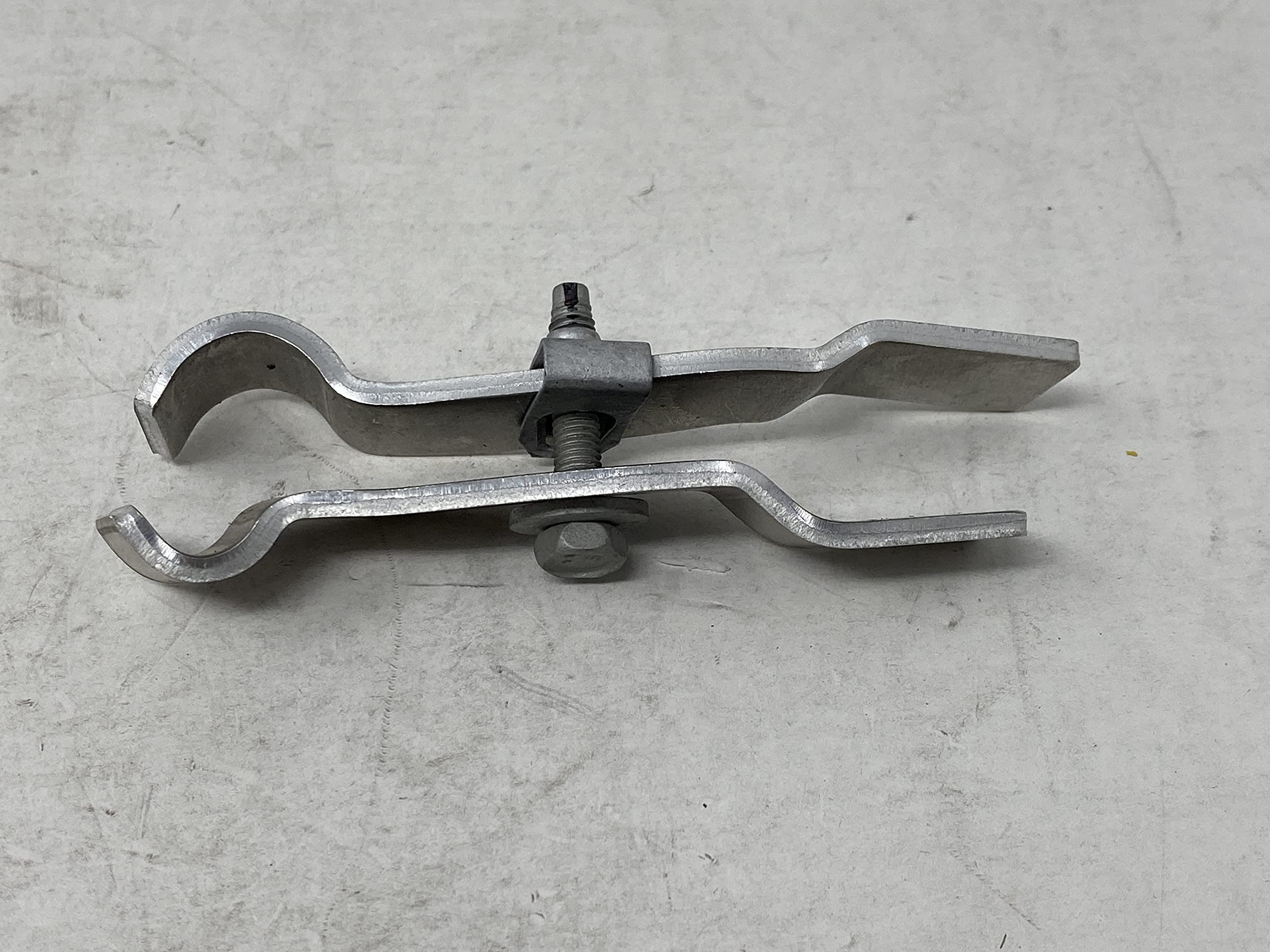 New Genuine Gm Bracket Part# - 23264893