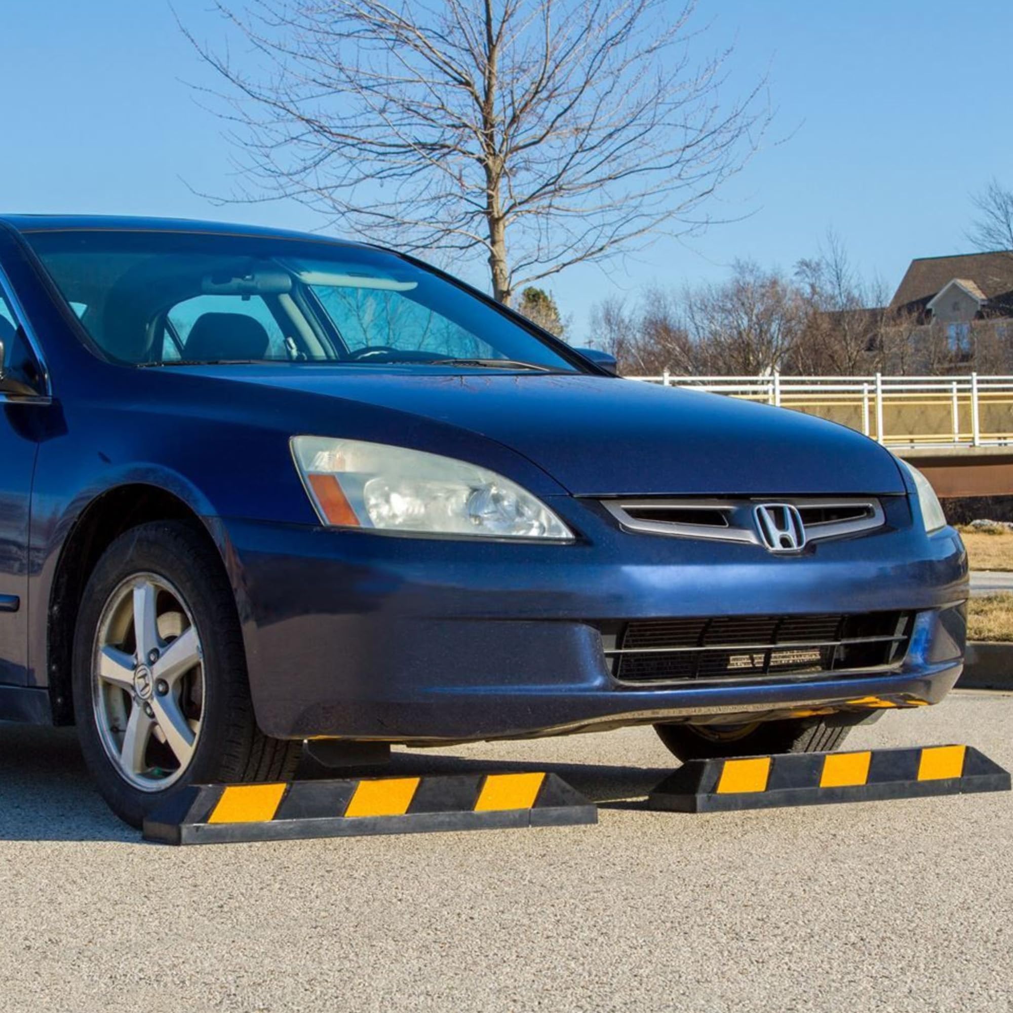 Guardian Dh-Pb-5 Heavy Duty Rubber Parking Curb - 36 Inch X 5.9 Inch