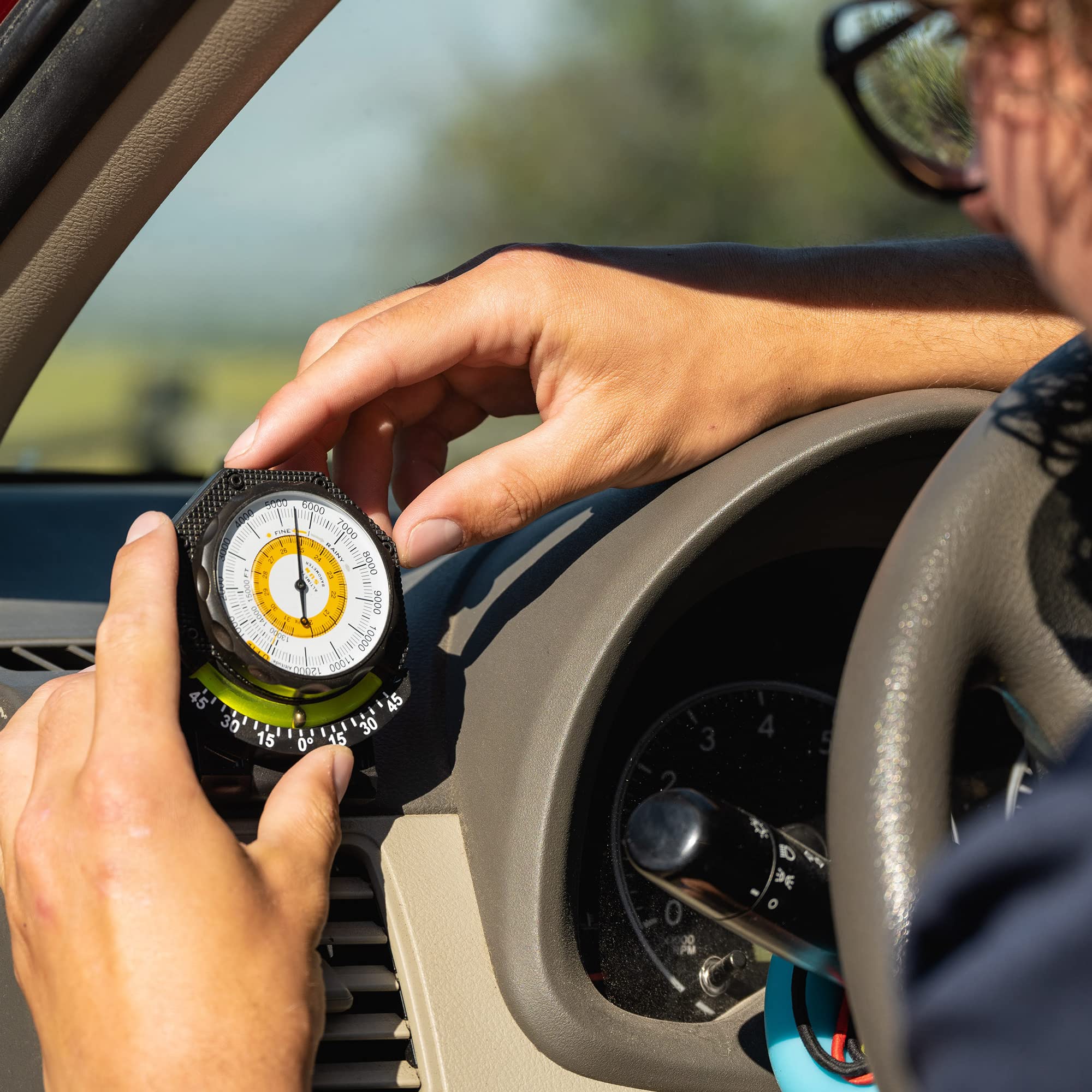 Sun Company AltiTilt Dashboard Altimeter Inclinometer - Black, Model 207-F, Read Altitude & Barometric Pressure for Off-Road Vehicles