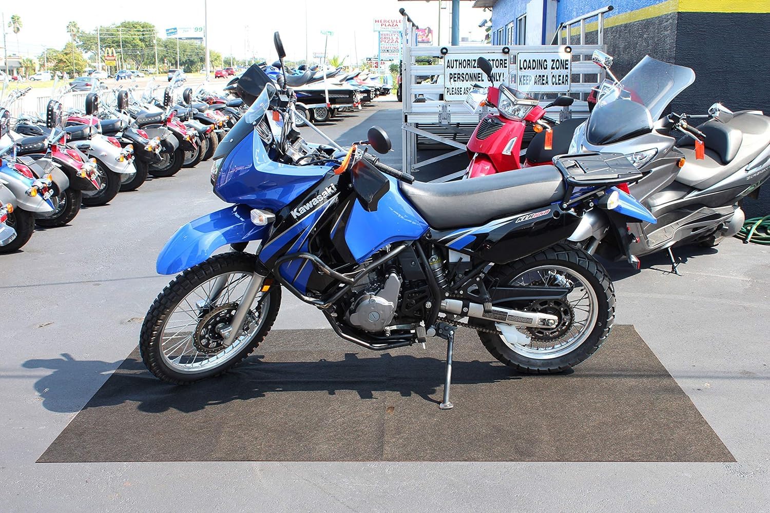 Golf Cart Mat For Garage Floor - Oil Absorbent, Waterproof, Battery Acid Resistant - 5X8Ft Garage Mat - Cut To Size - Reusable F