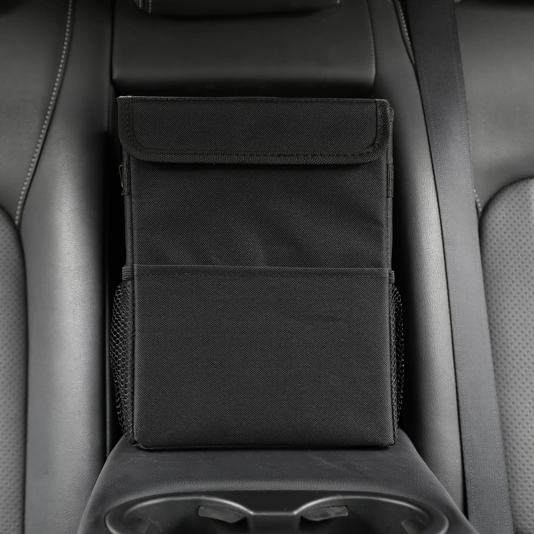 AOKJOY Car Garbage can with lid Leak Proof Vehicle Trash Can 3 Storage Pockets Hanging Waterproof car Trash Bag for SUV Black