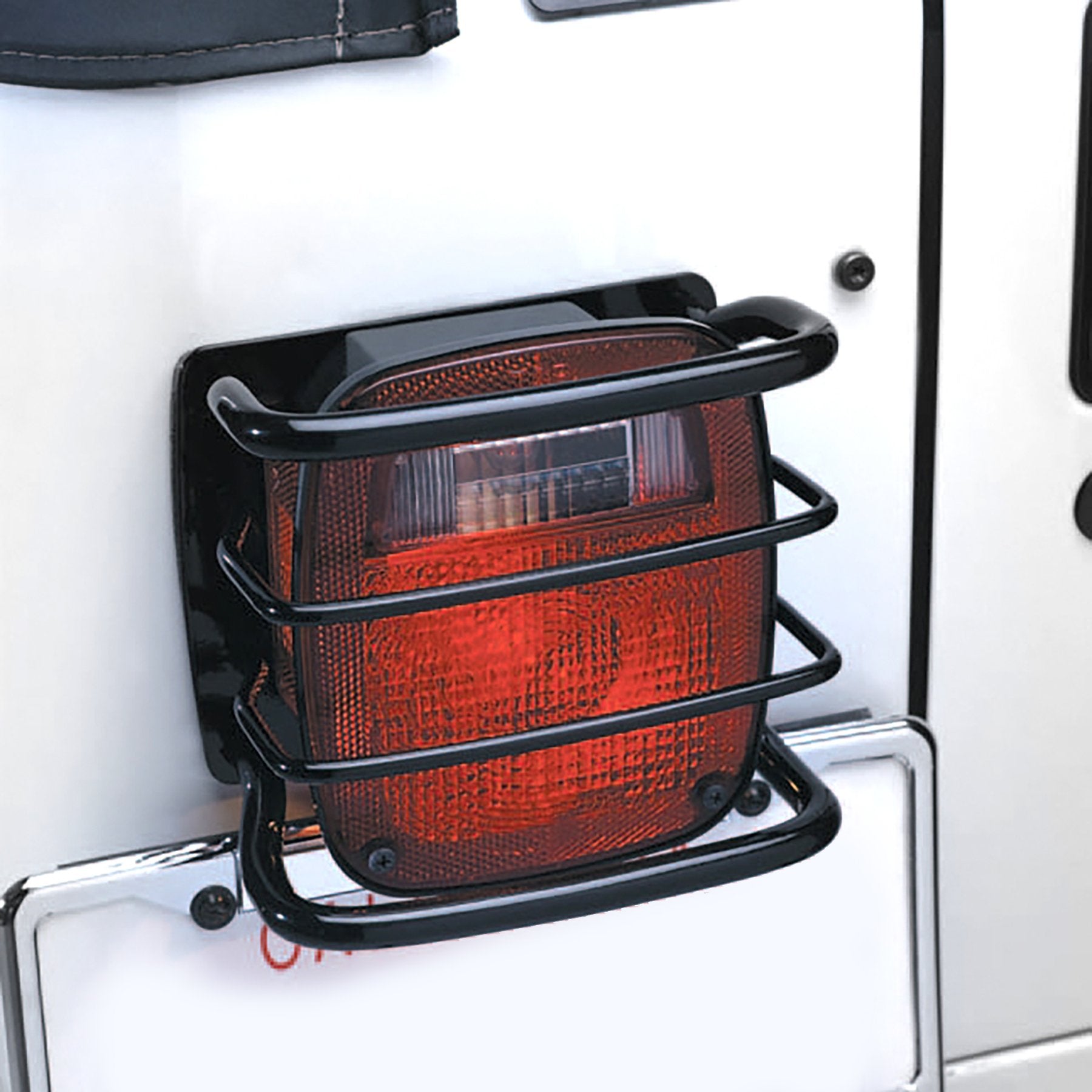 Smittybilt Euro Taillight Guards Blk - Sb8660