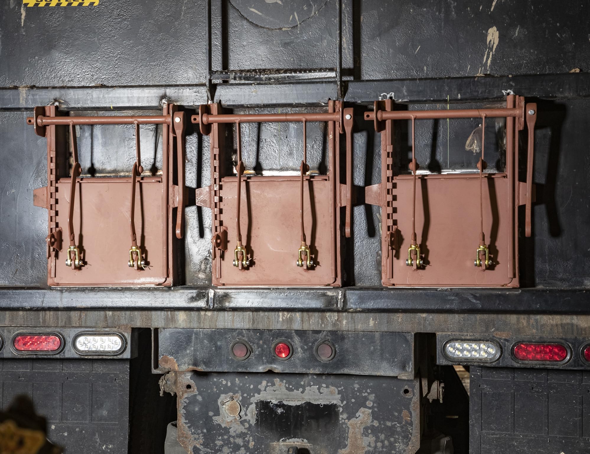 Buyers Products Ccd1314 Steel Inspection Door, 12.38 X 13.5 Inch Opening, Coal Door For Dump Trucks, Dump Truck Accessories