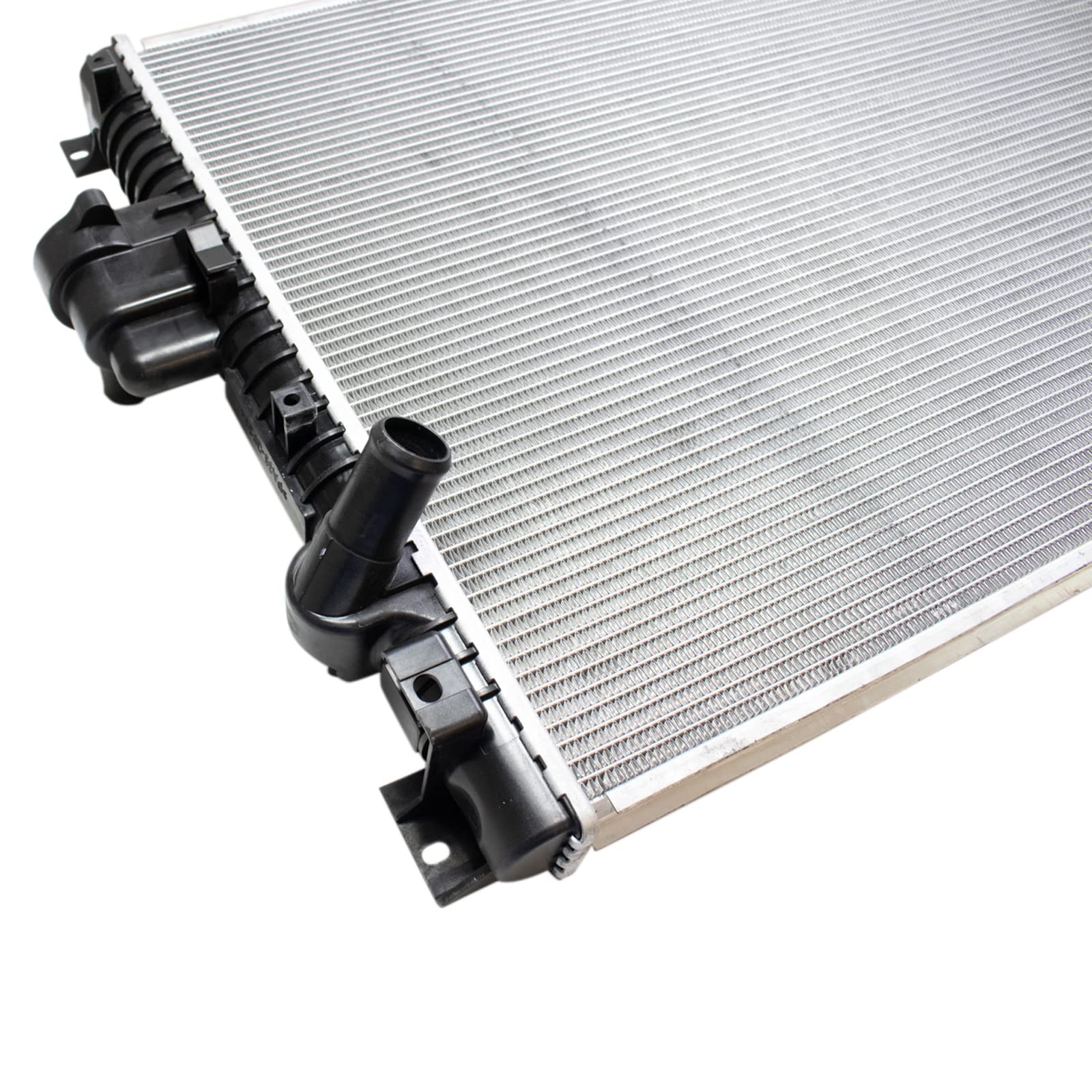 Trq Radiator Assembly Aluminum Core Compatible With 11-16 Ford F-250 Super Duty F-350 Super Duty F-450 Super Duty F-550 Super Du