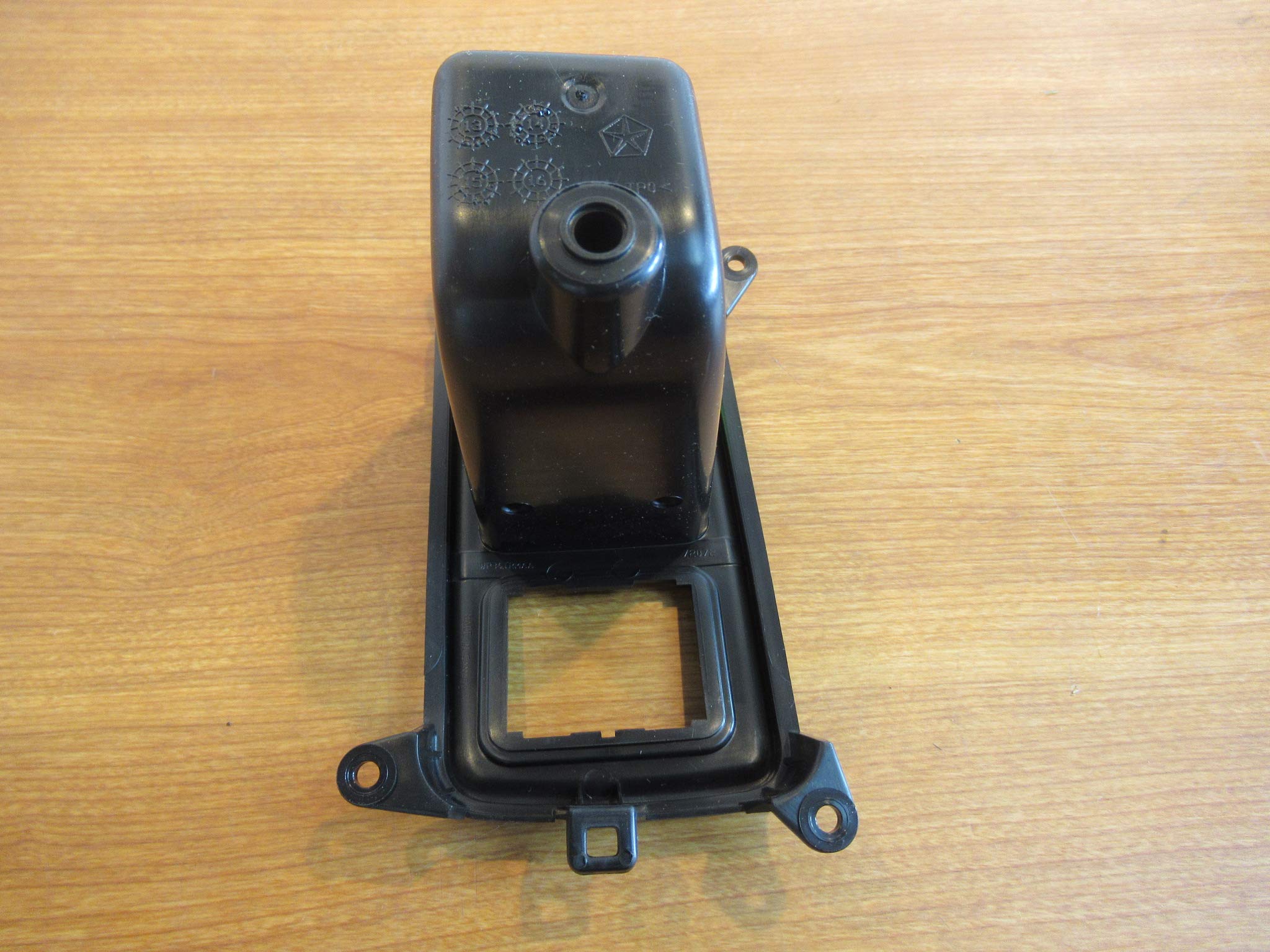 Mopar 2013-2019 Ram 1500 2500 3500 4500/5500 115 Volt Auxillary Power Outlet Bezel Oem