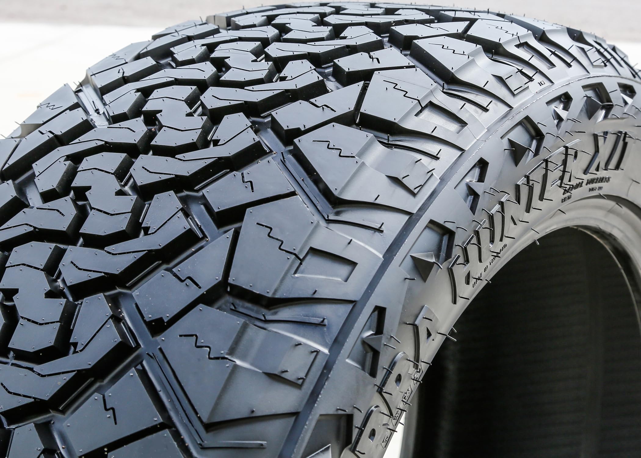 Venom Power Terra Hunter X/T XT All-Terrain Mud Light Truck Radial Tire-35X13.50R26LT 35X13.50X26 35X13.50-26 118Q Load Range E