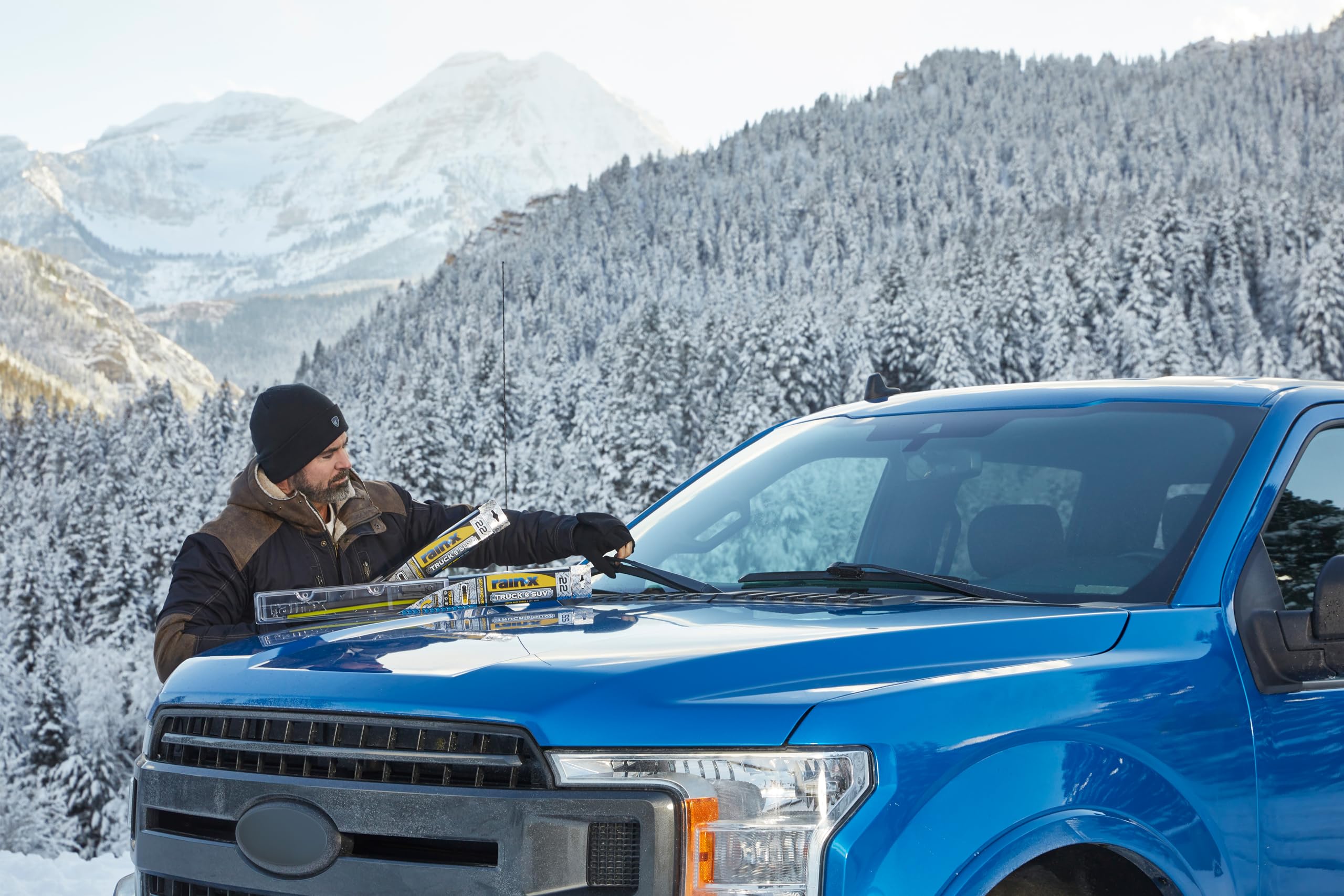 Rain-X 870115 Truck & Suv Rugged Series Premium Wiper Blades, 15 Inch Windshield Wipers (Pack Of 1), Automotive Replacement Wind