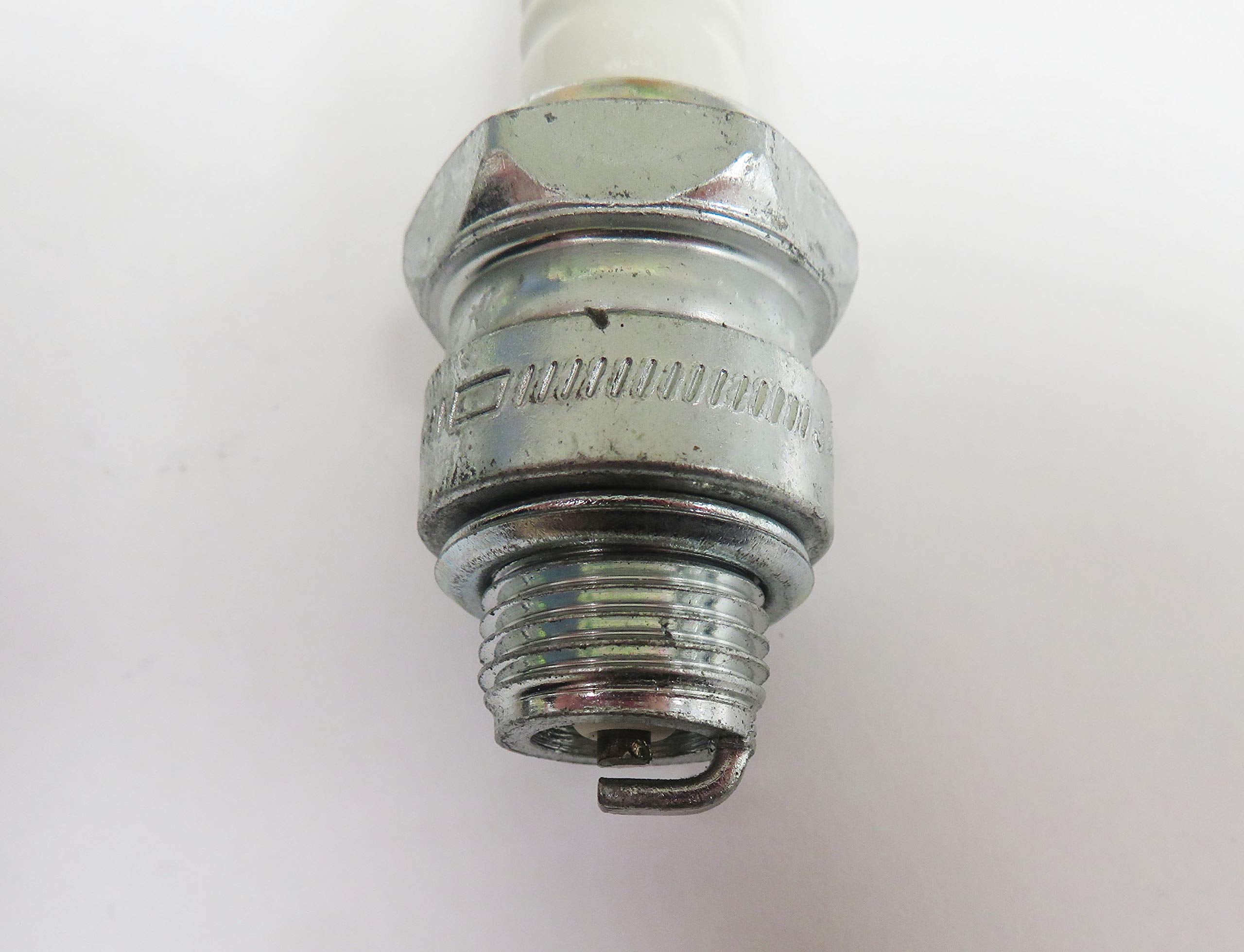 Champion Copper Plus Small Engine 825 (J4C) Pack of 4 (UPC 037551102488)