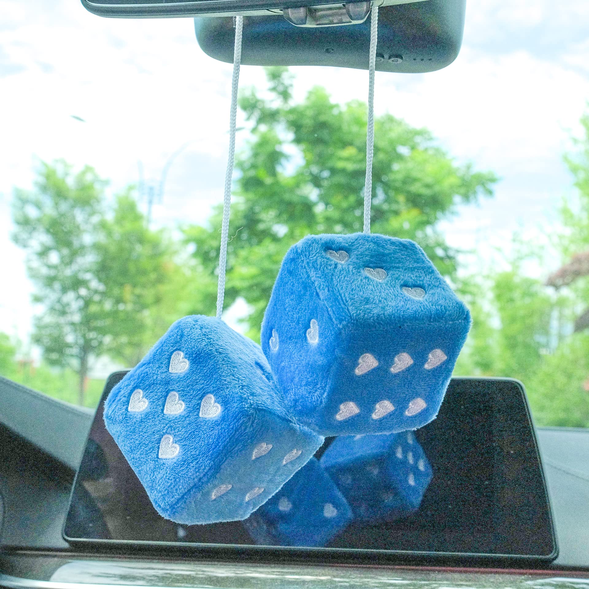 Pair 3    Black Fuzzy Plush Dice Heart Shape Decor for Car Rearview Mirror, Retro Square Decoration Dice for Car Hanging Accesso