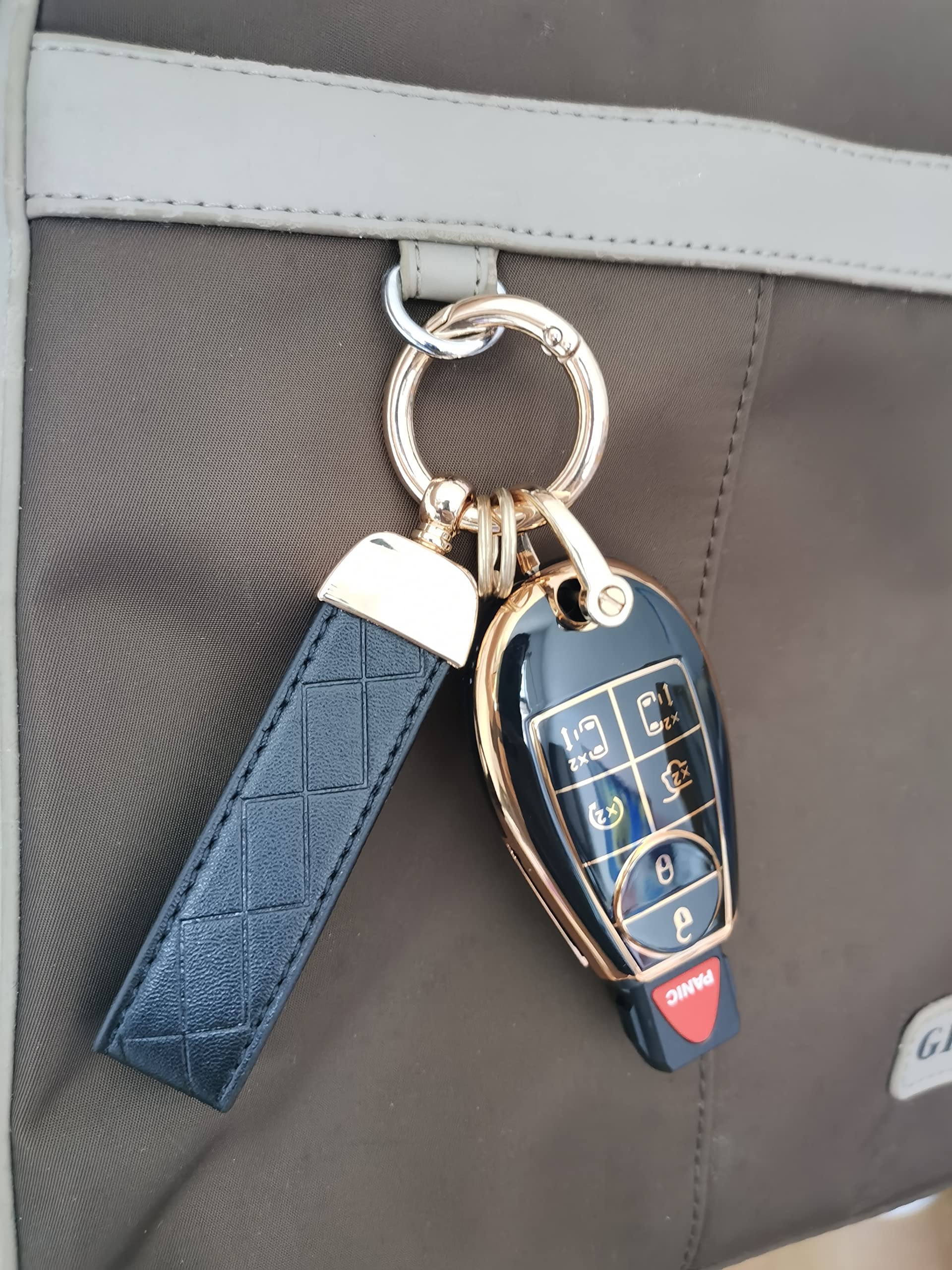 AIOEUOIA For Dodge Key Fob Cover With Leather Keychain Keyless Entry Remote Control Key Case Protector Fit For Chrysler Town and