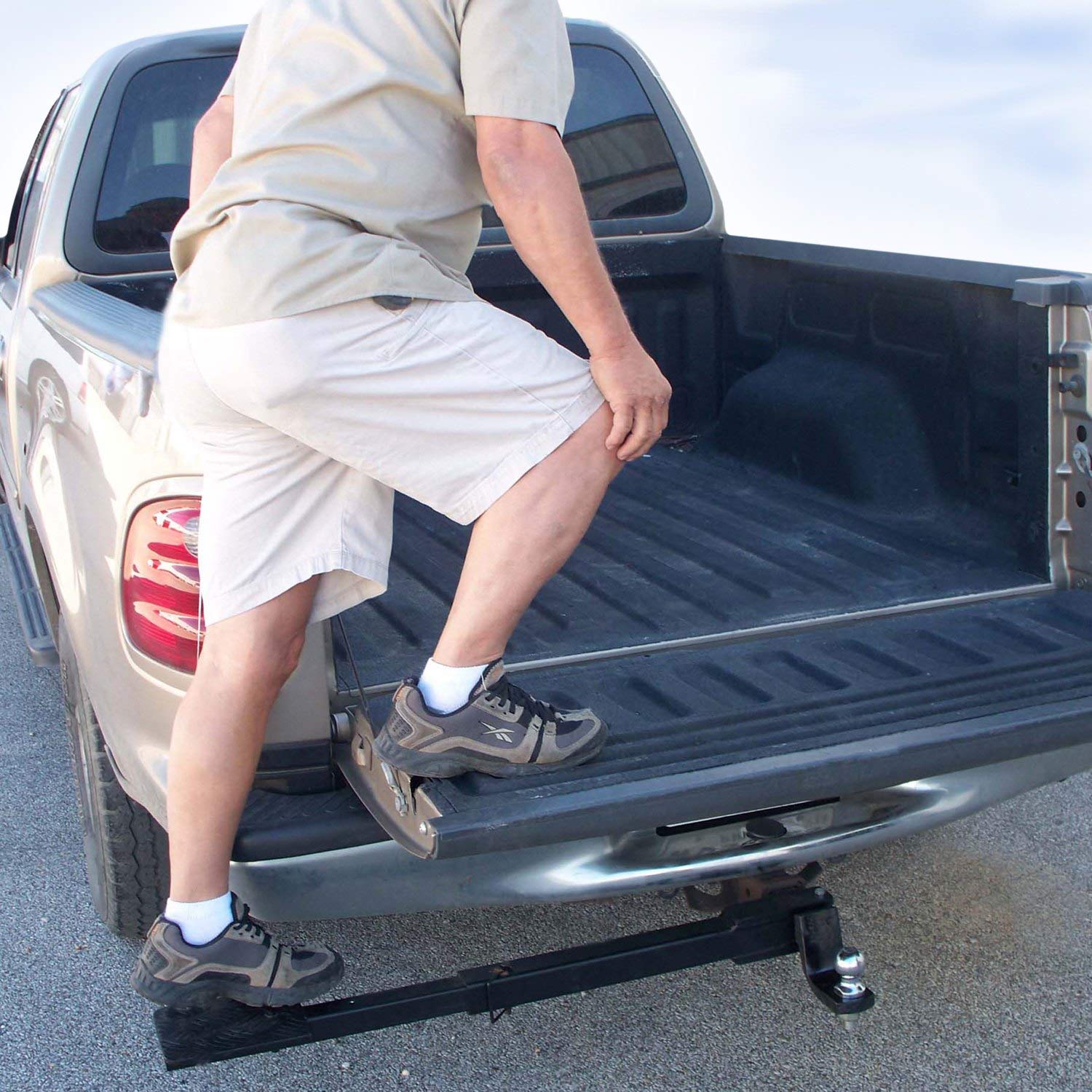 Side-Step Truck Step - Adjustable - 34''- 44'' X 6'' X 3'' (300 Lb Weight Cap)