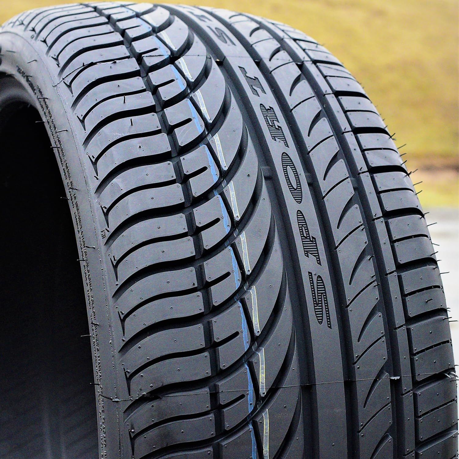 Fullway Hp108 All-Season Passenger Car High Performance Radial Tire-245/40R20 245/40Zr20 245/40/20 245/40-20 99W Load Range Xl 4