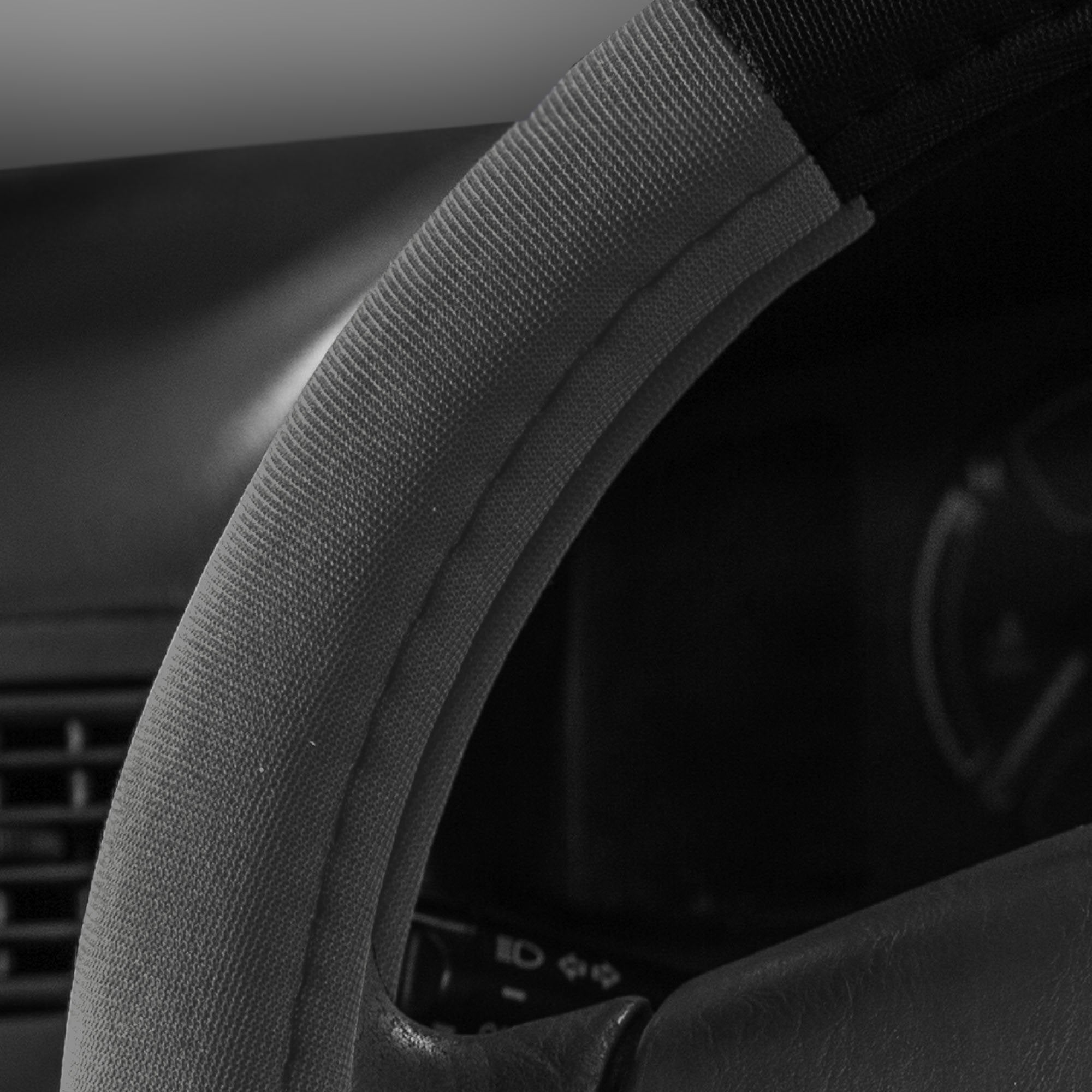 Fh Group Universal Fit Modernistic And Seat Belt Pads Combo Set Steering Wheel Cover Fits Most Cars, Suvs Gray