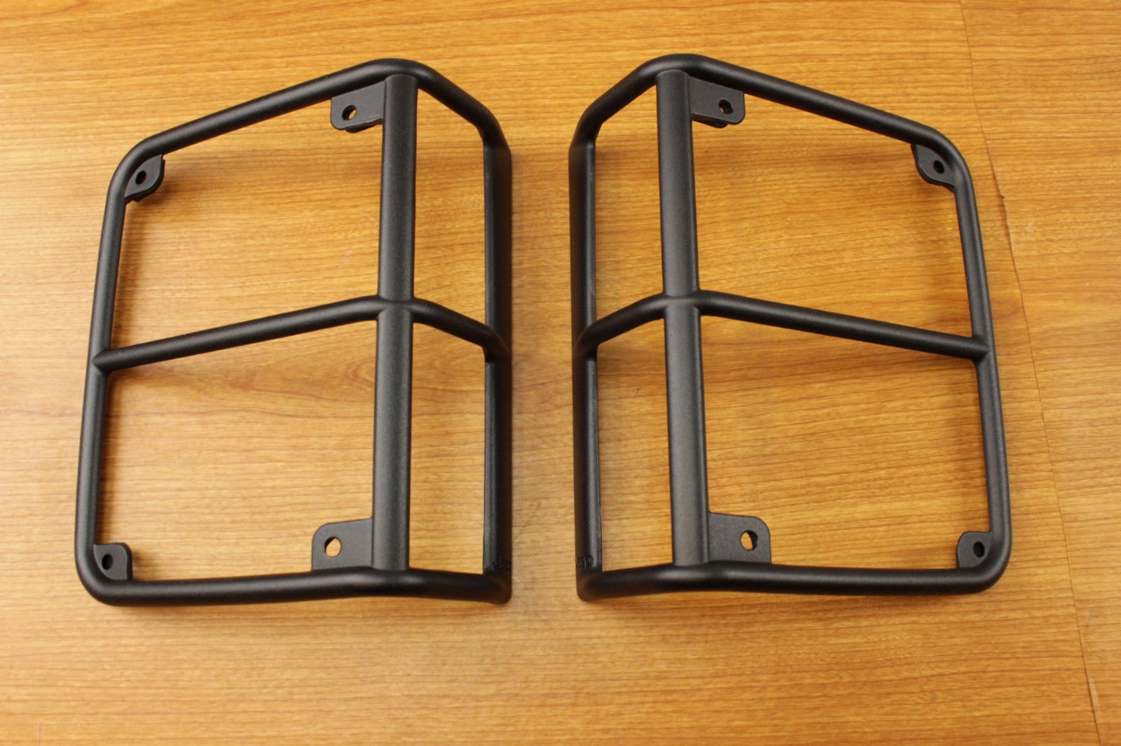 Jeep Wrangler Set Of Satin Black Rear Tail Light Guards Mopar Oem