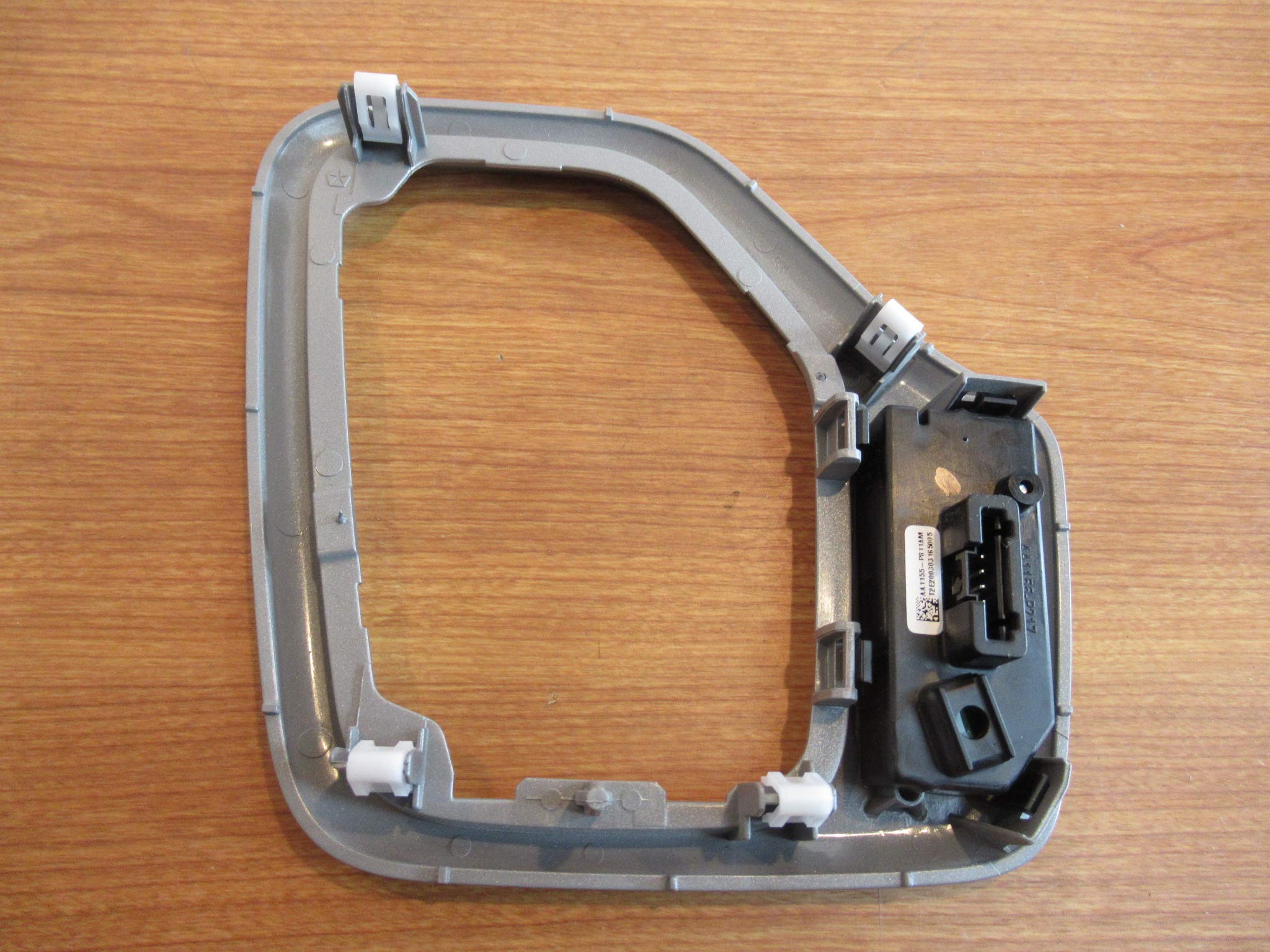 Mopar 2014-2018 Jeep Cherokee Silver Transmission Shifter Bezel New Oem