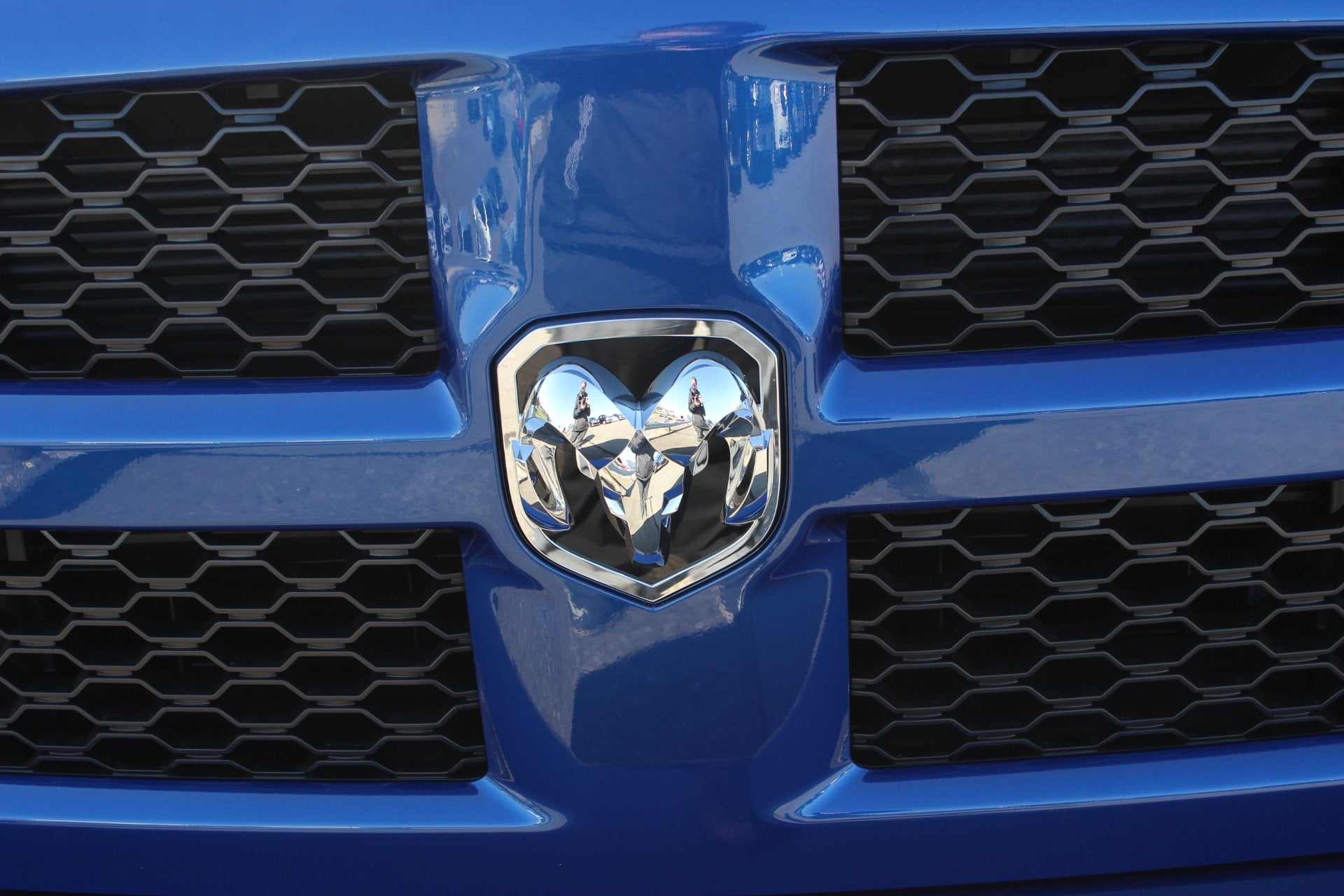 2013-2016 Dodge Ram Chrome Ram Head Grille Emblem Medallion Mopar Oem