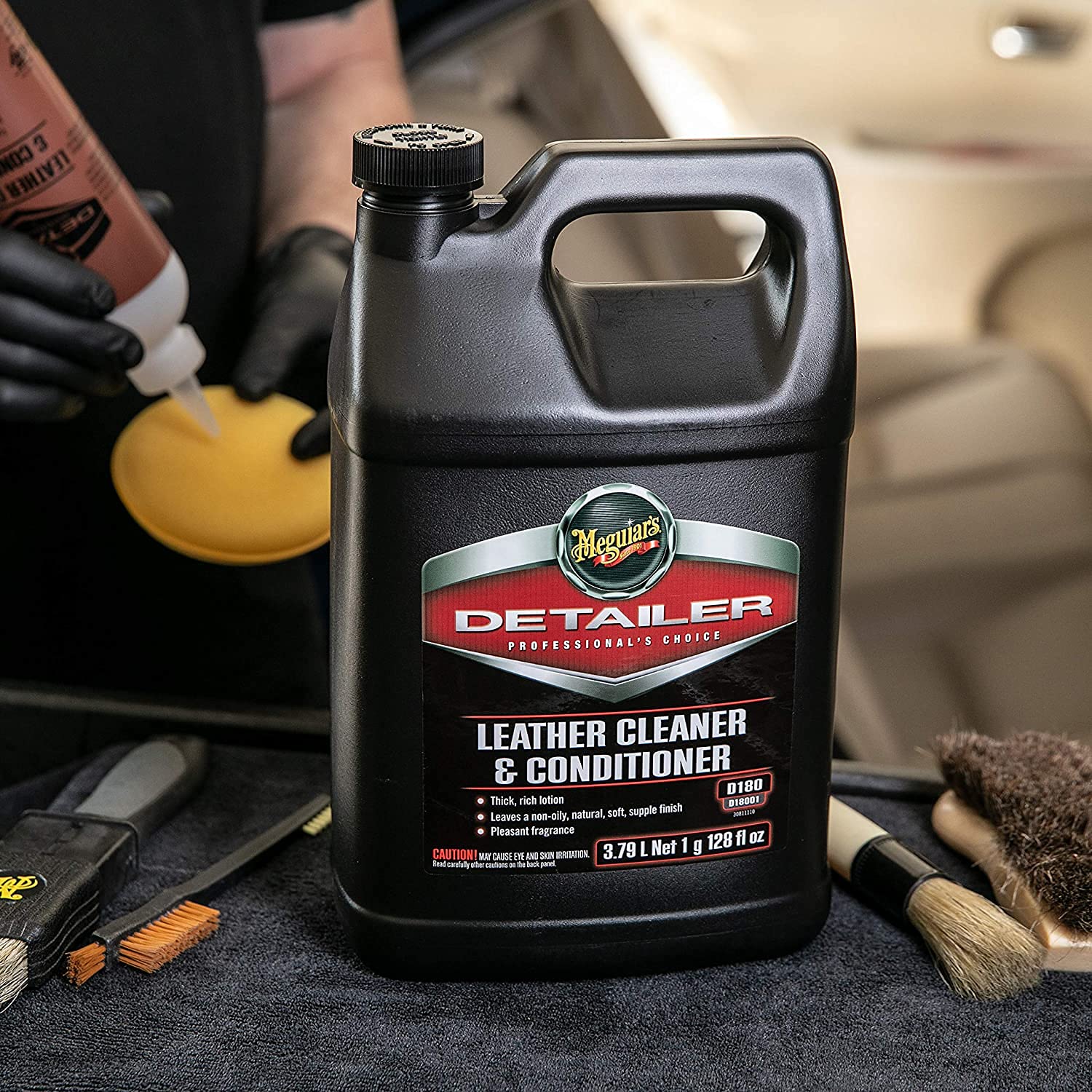 Meguiar’S Professional Leather Cleaner & Conditioner D18001 - 1 Gallon Leather Cleaner & Conditioner Specifically Formulated For Automotive Leather Care, Delivers Professional Results, 128 Oz