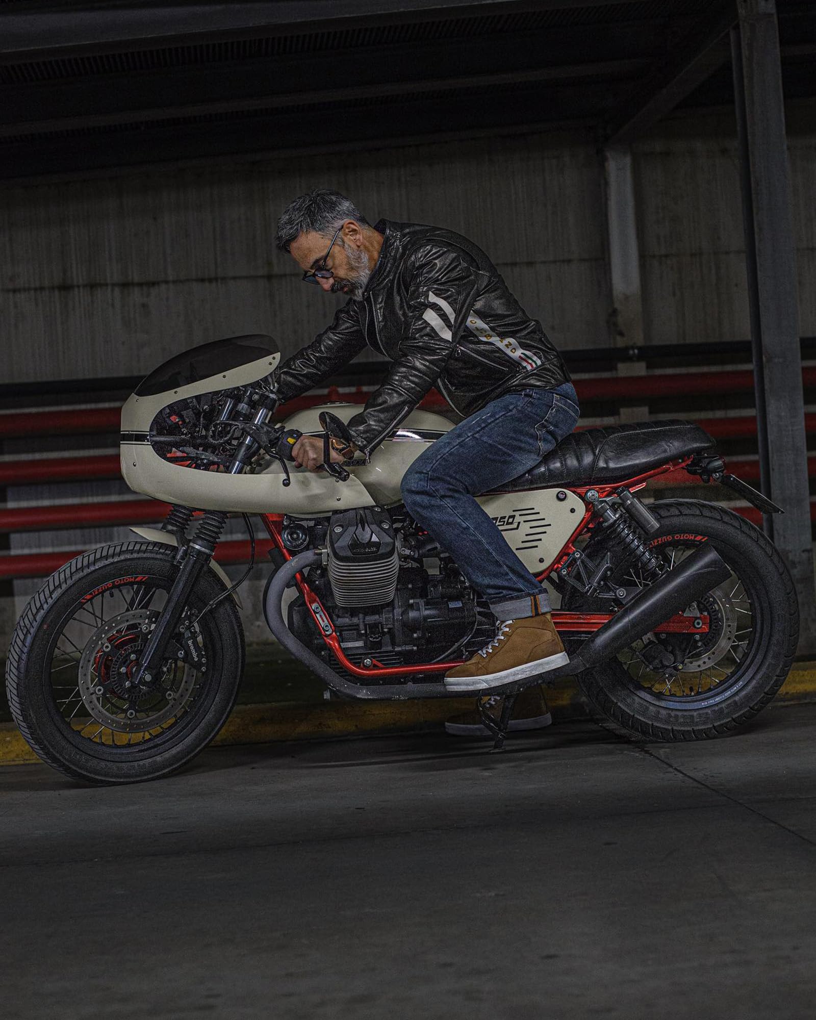 BORLEN Motorcycle Riding Shoes Cowhide Leather Breathable Casual Outdoor Street Motorcycle Boots for Men Brown 8