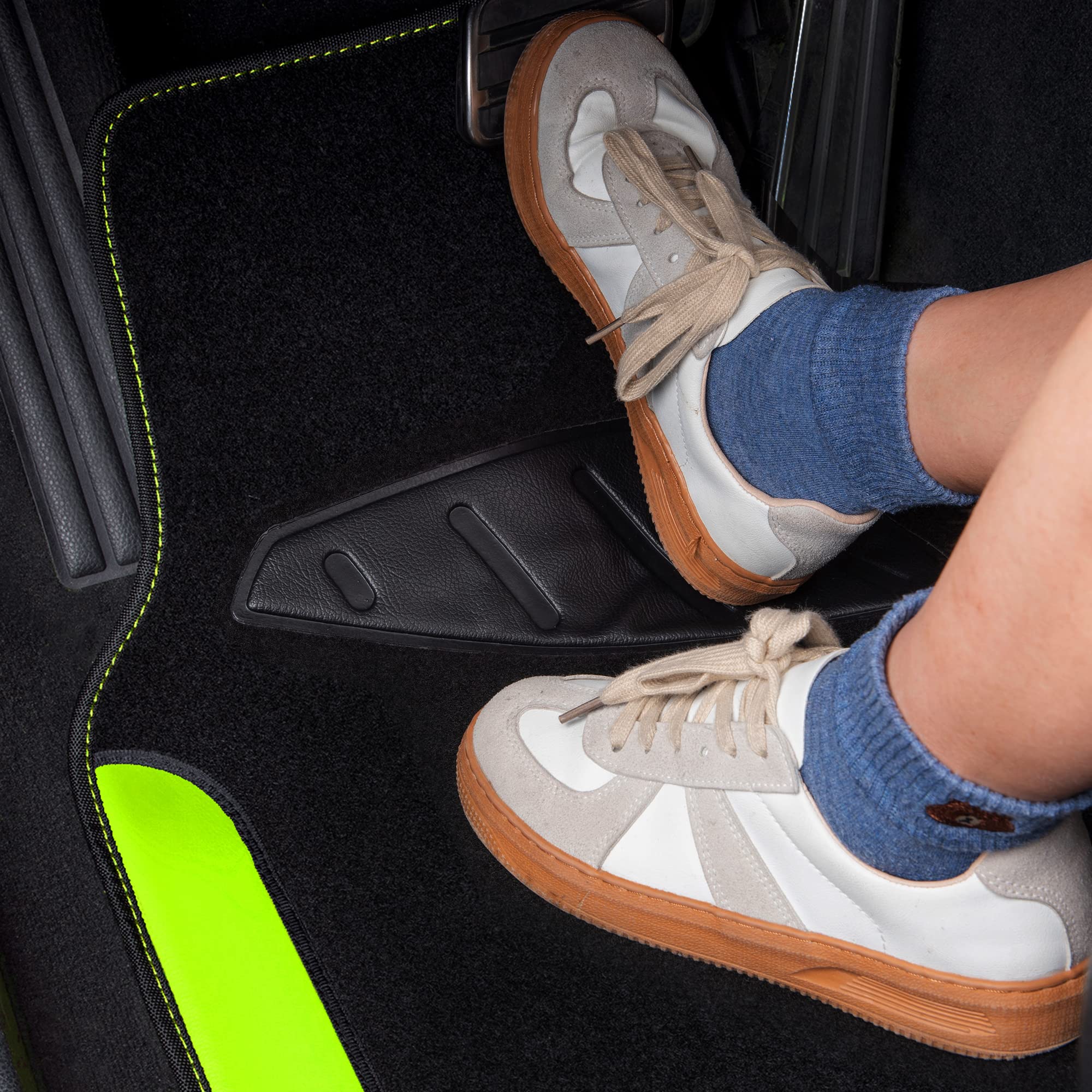 Car Pass Fluorescent Leather & Waterproof Car Carpet Floor Mats, Universal Car Mats Fit For Suv,Vans,Sedans, Trucks,Set Of 4Pcs