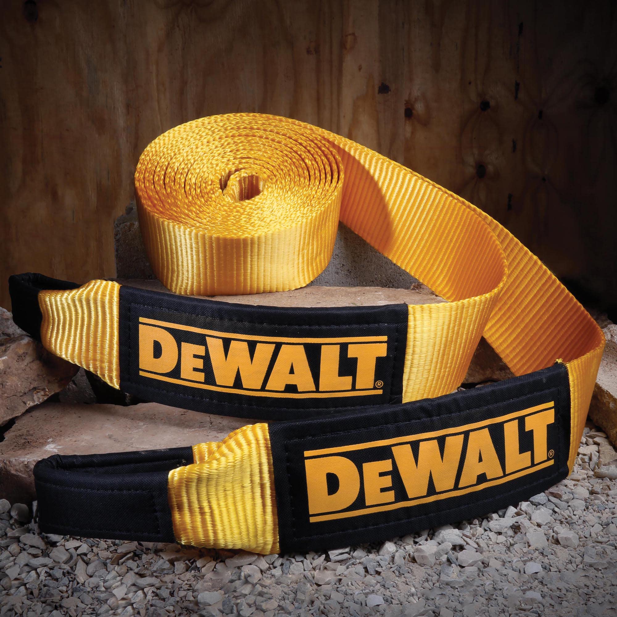 DEWALT DXBC40000 Black/Yellow 4 x 30' Recovery Tow Strap - 13,333 lb Safe Working Load / 40,000 lb Break Strength