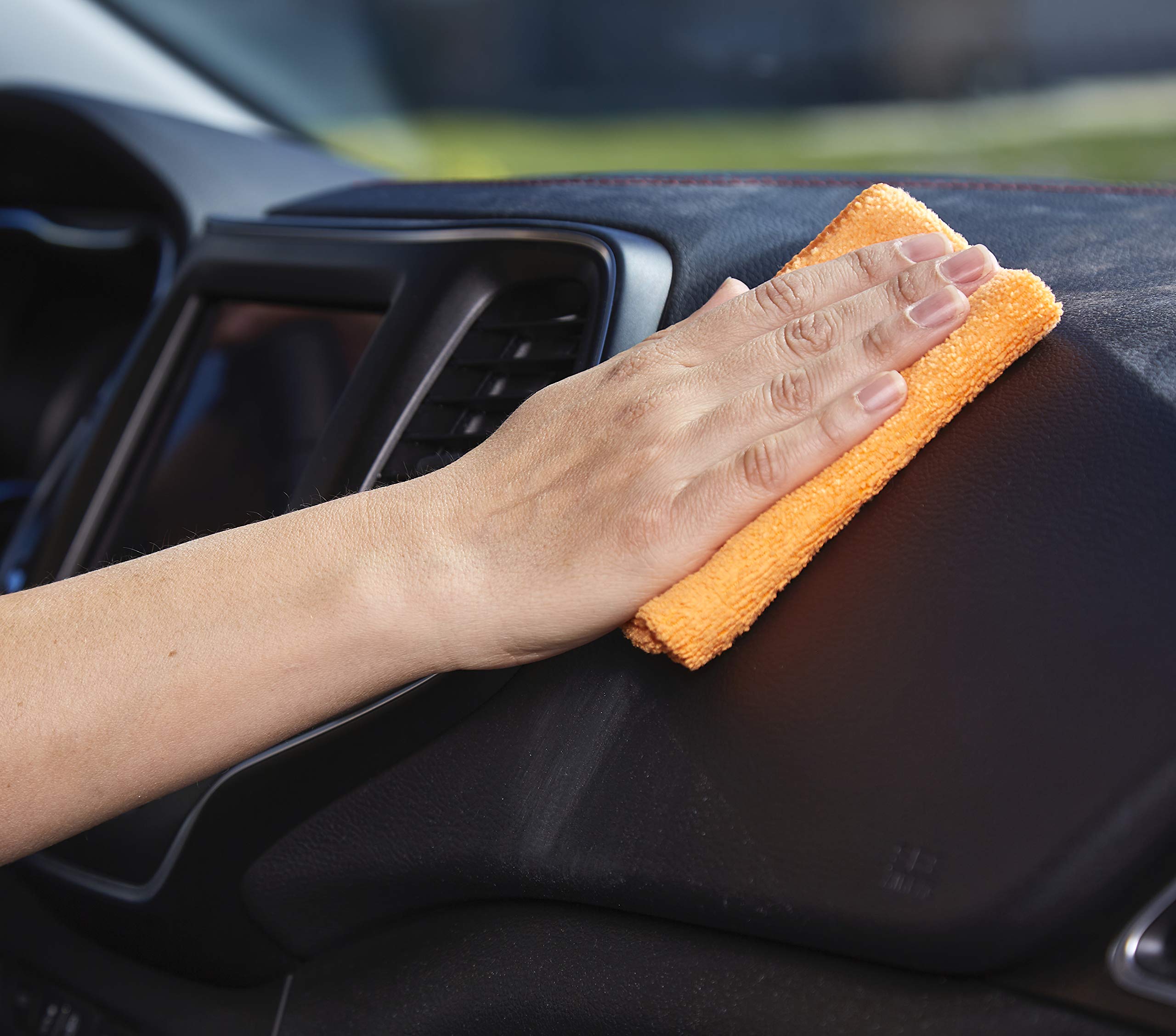 Armor All Interior Car Cleaning Kit, Interior Detailer Spray with Microfiber Towels and Microfiber Duster, 16 Fl Oz (3 Piece Kit