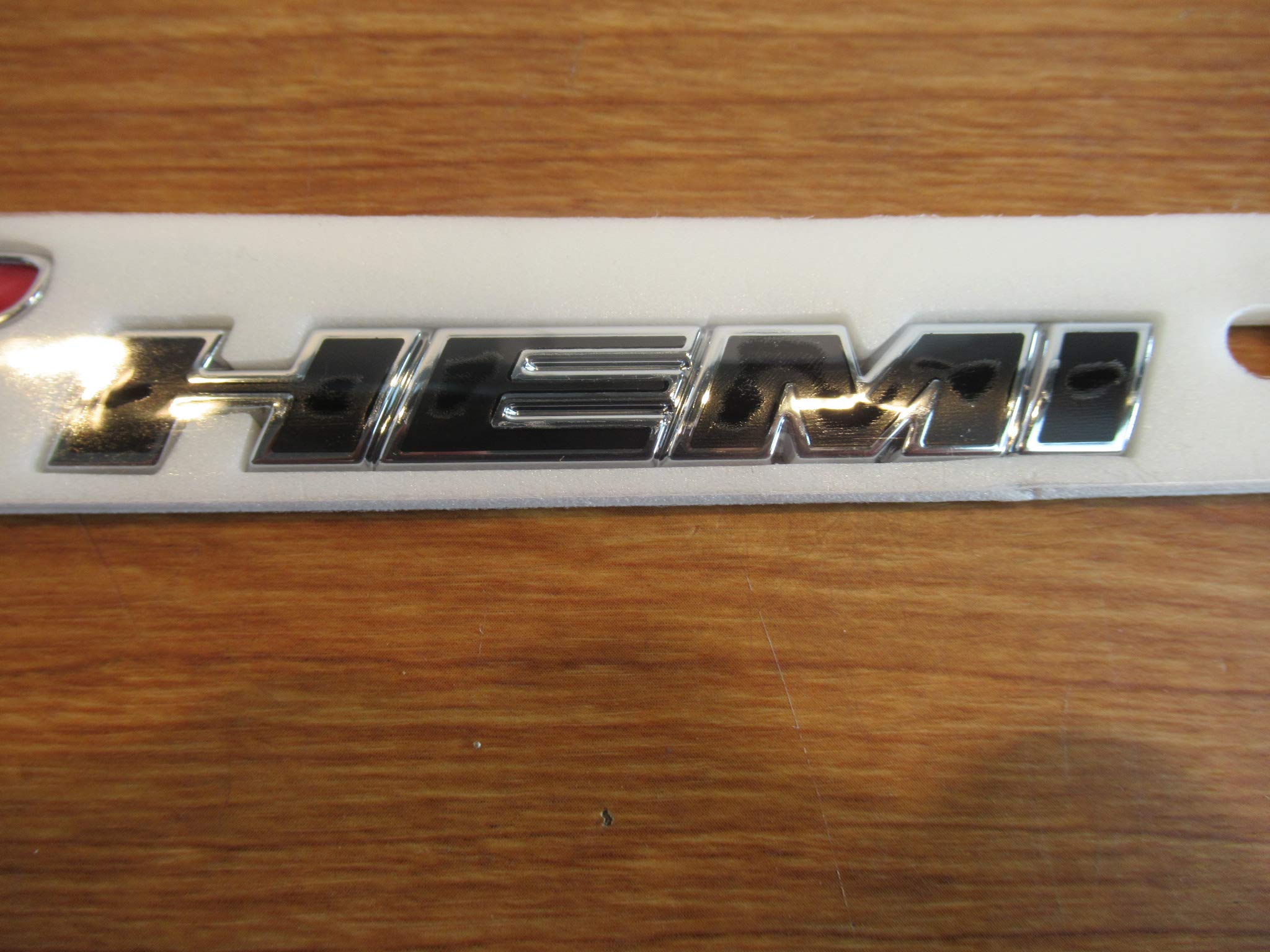 2015-2019 Dodge Challenger 392 Hemi Shaker Hood Scoop Nameplates (2) Mopar Oem