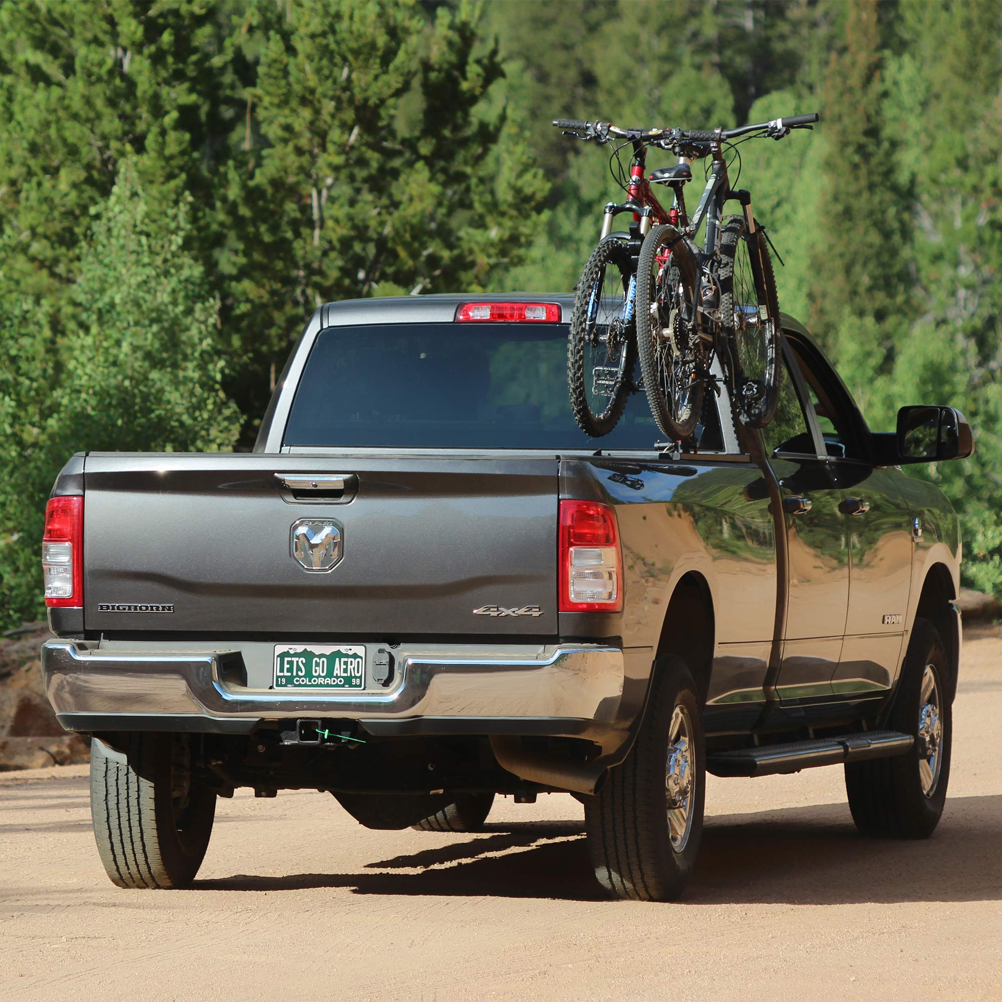 Let'S Go Aero Half Nelson 2-Bike Truck Bed Mount V-Rack Carrier
