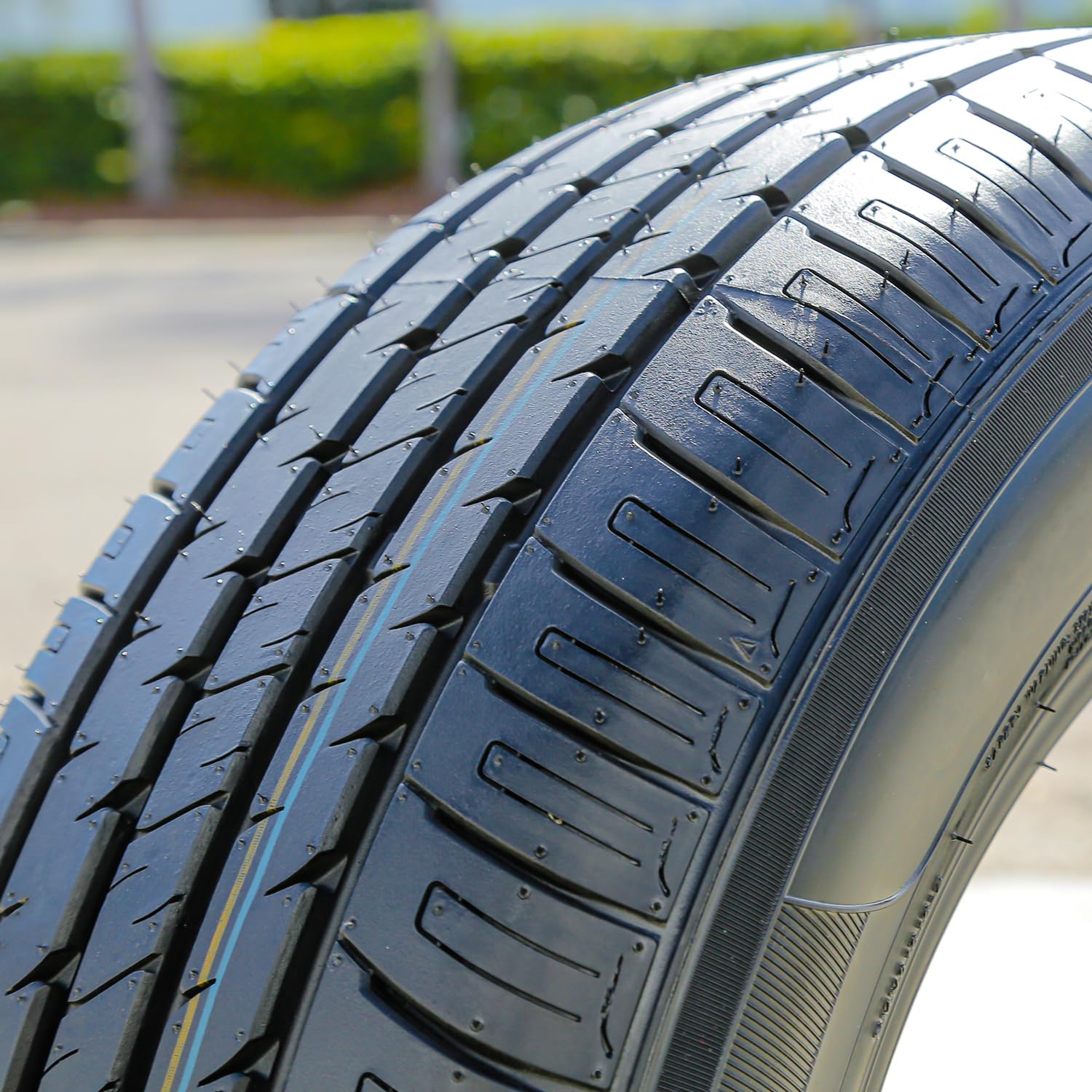 Armstrong Blu-Trac PC All-Season Passenger Car Touring Radial Tire-205/60R16 205/60/16 205/60-16 92V Load Range SL 4-Ply BSW Bla