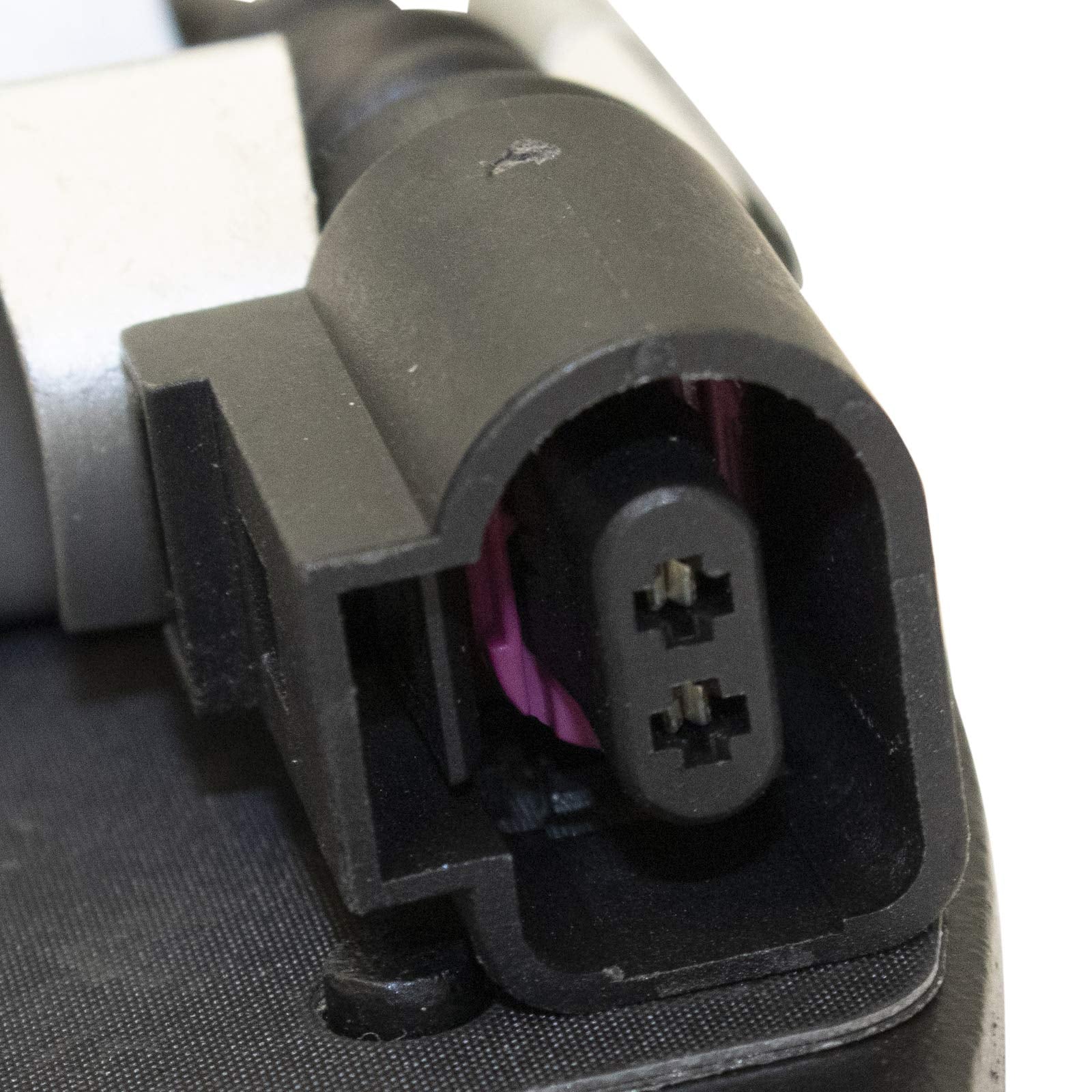 Trq Front And Rear Brake Pad & Rotor Kit Brake Pads Brake Rotor Ceramic Compatible With 2012-2015 Volkswagen Passat