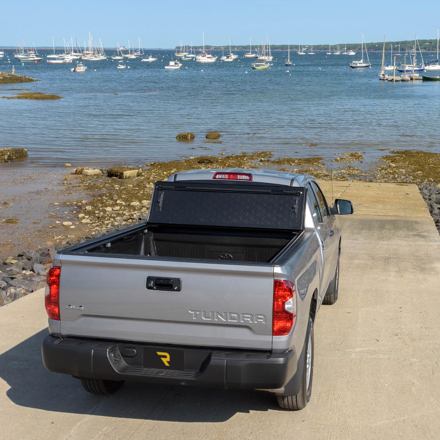 Realtruck Bak Bakflip G2 Hard Folding Truck Bed Tonneau Cover | 226223 | Fits 2019 - 2025 Dodge Ram 1500, Does Not Fit W/ Multi-