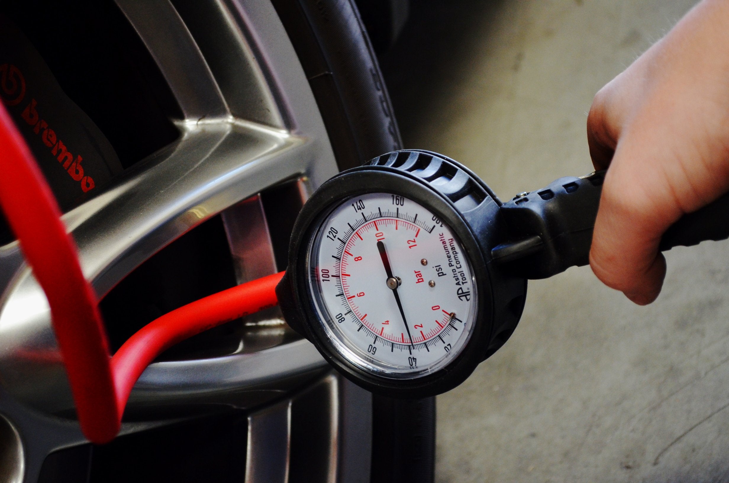 Dial Guage Tire Inflator