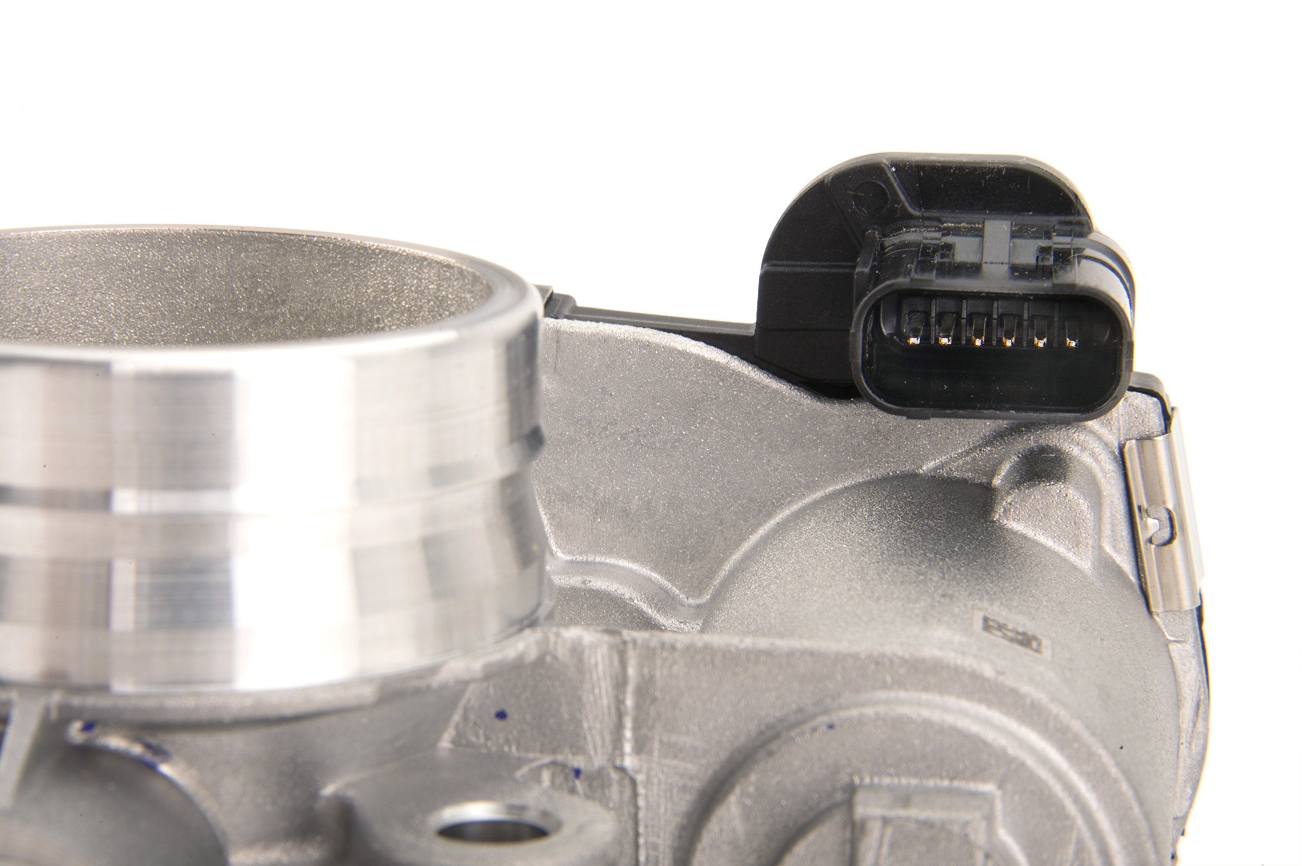 Gm Genuine Parts 12671379 Fuel Injection Throttle Body Assembly With Sensor