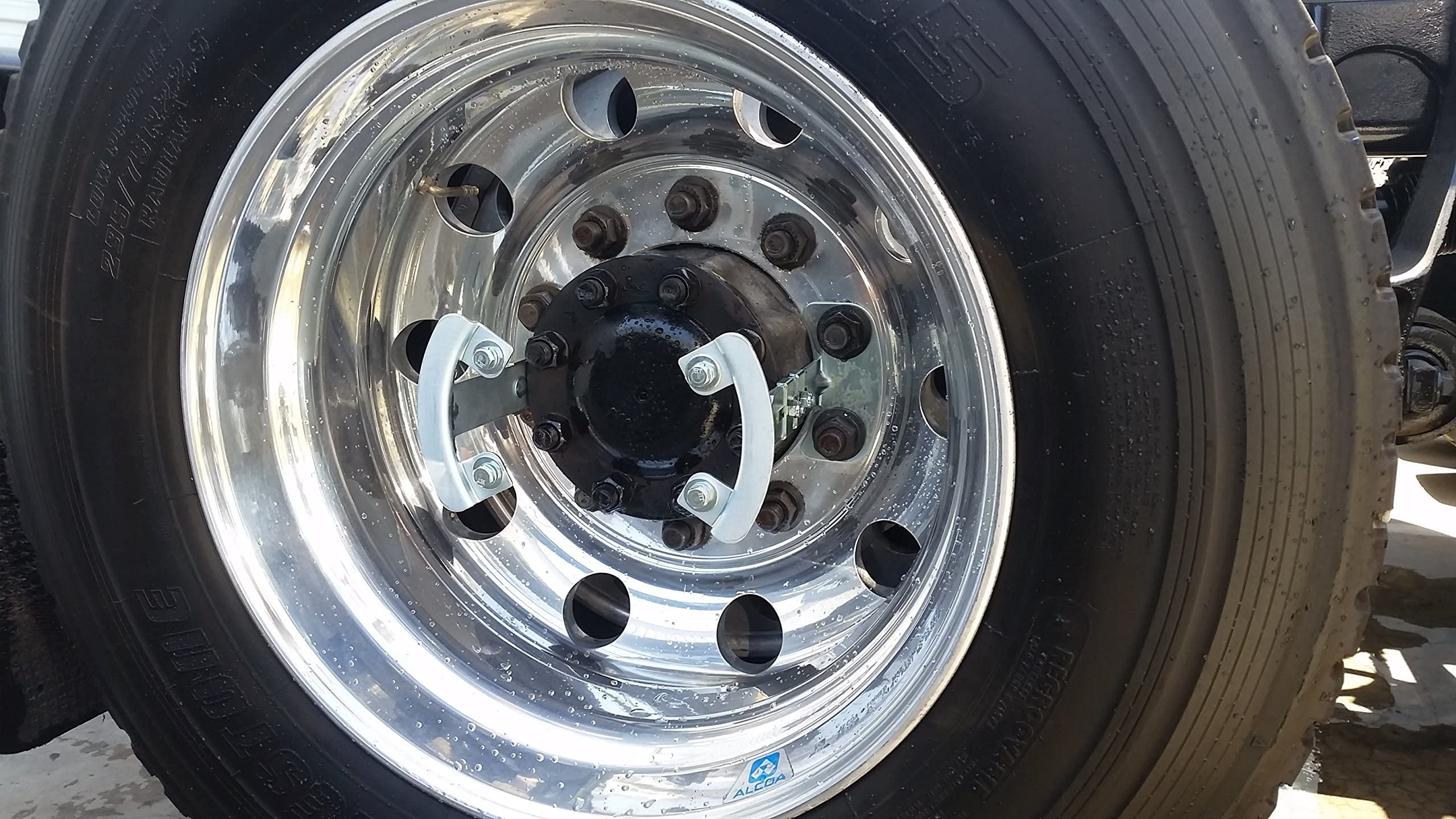 22.5    Abs Chrome-Plated Rear Wheel Cover Wheel Simulator - Set Of 2