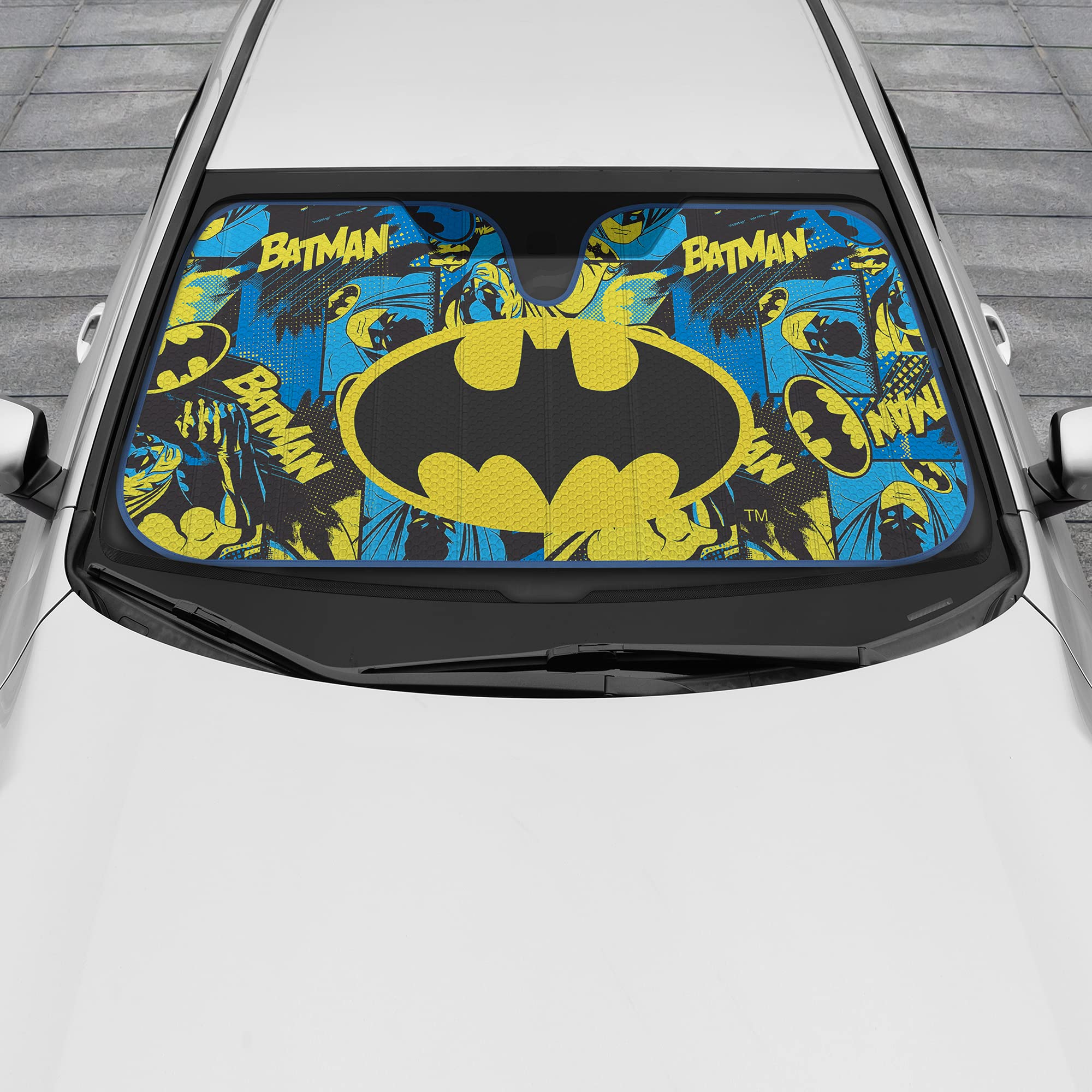 Bdk Warner Bros Dc Comics Classic Batman Car Window Shades - Accordion Folding Windshield Sun Shade - Double Bubble 58 X 27 In -