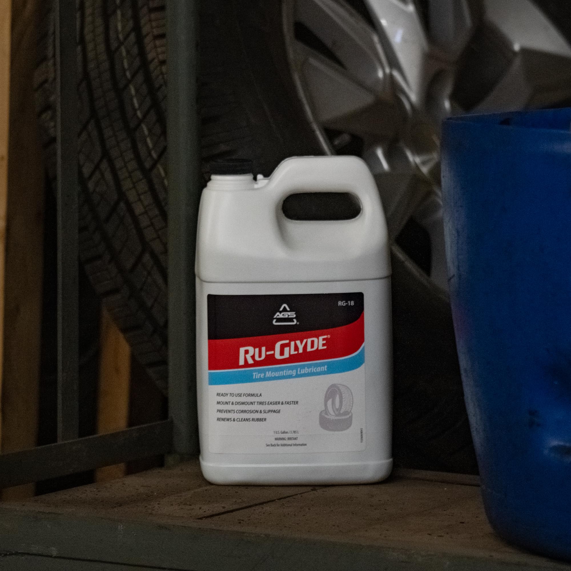 Ruglyde Tire Mounting And Rubber Lubricant, 1 Gallon Bottle, Rejuivanate Tire Rubber, Easy Tire Bead Seating, Tire Dressing, Tir