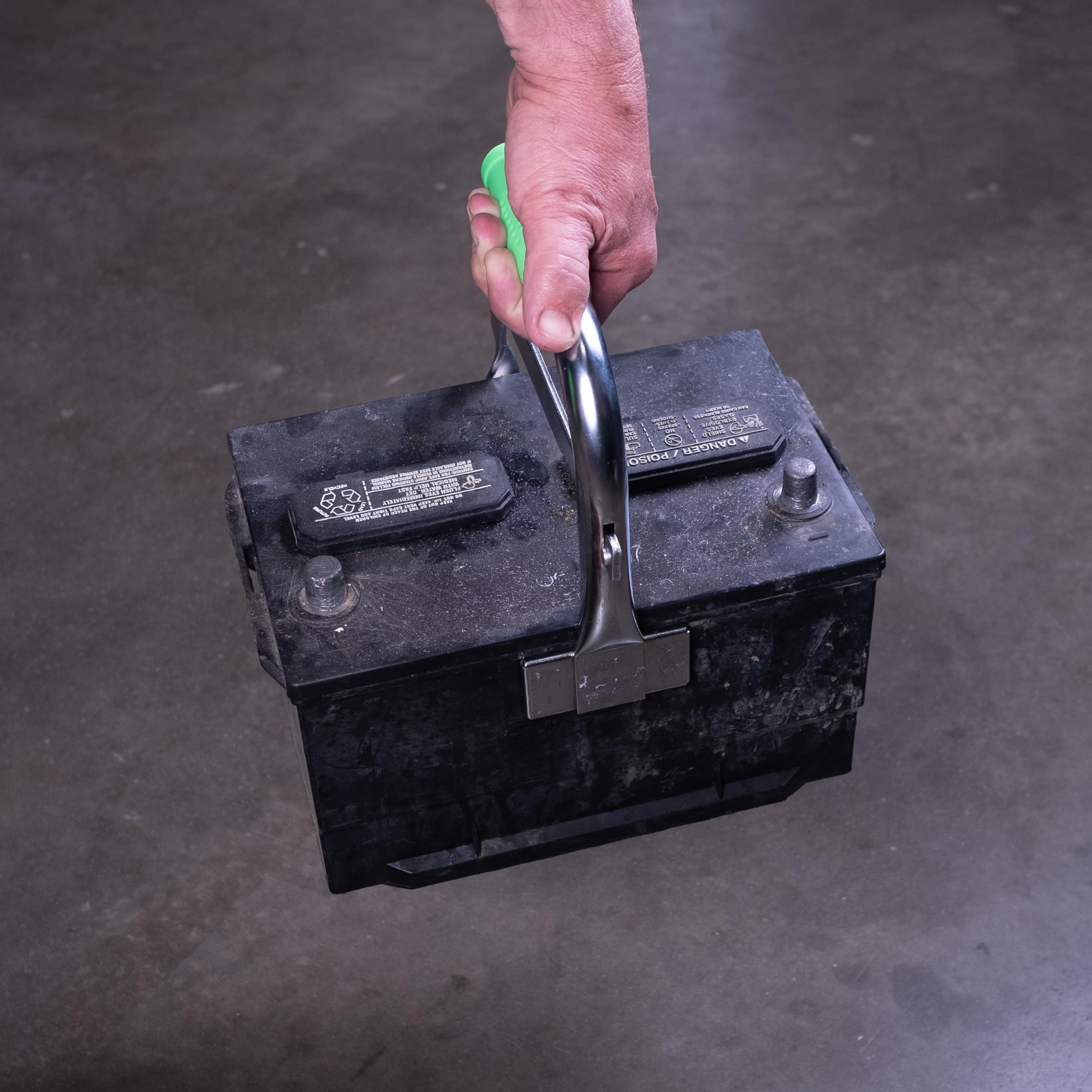 Oemtools 25316 Battery Carrier, Grab, Lift, And Carry Top Post Or Side Post Batteries, Rubber Pads Securely Grip Batteries, Heavy Duty Batteries Carrier