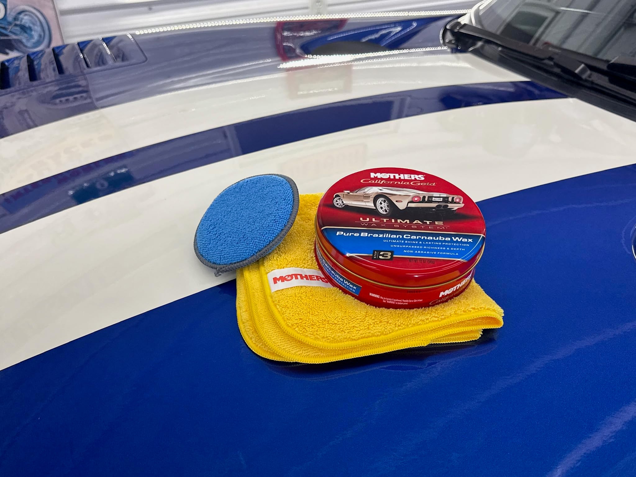 Mothers 05550 California Gold Pure Brazilian Carnauba Wax Paste (Ultimate Wax System, Step 3) - 12 Oz.