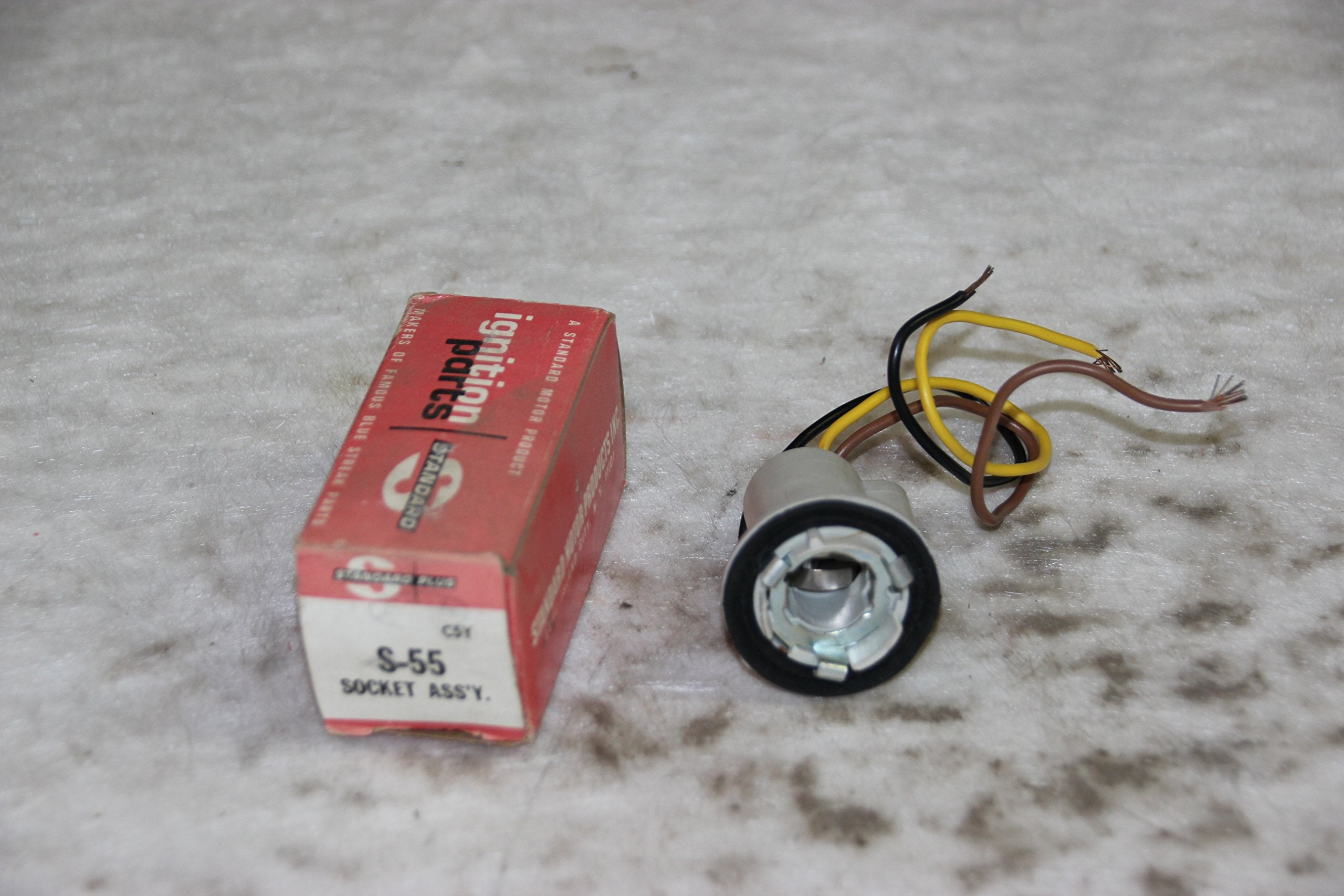 Standard Motor Products S55 Pigtail/Socket